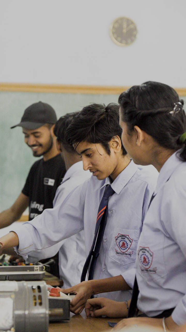 Mechanical Engineering students learning on live equipment at JEC Jaipur
