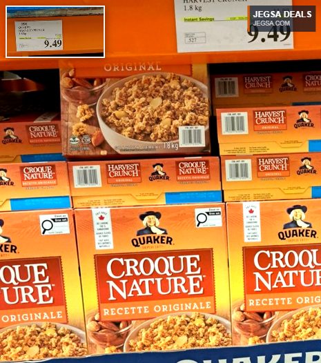 Large box of Quaker Harvest Crunch original granola cereal (1.8 kg) on sale at Costco.