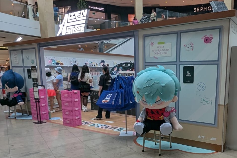 We Checked Out the ALIEN STAGE Pop-Up at Square One — Here's What's Actually There