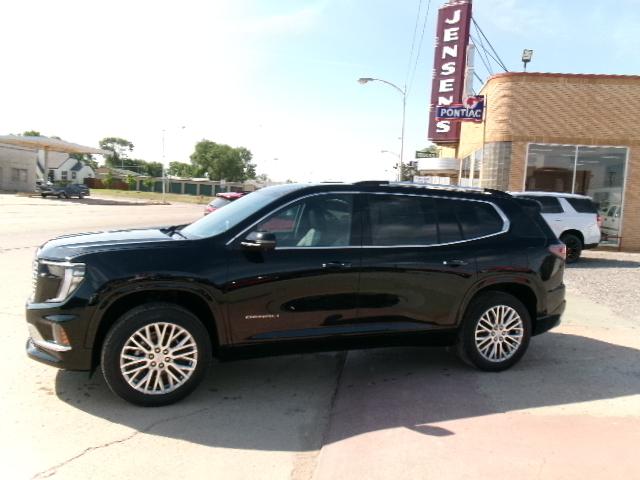 2026 GMC Acadia Denali FWD's photo
