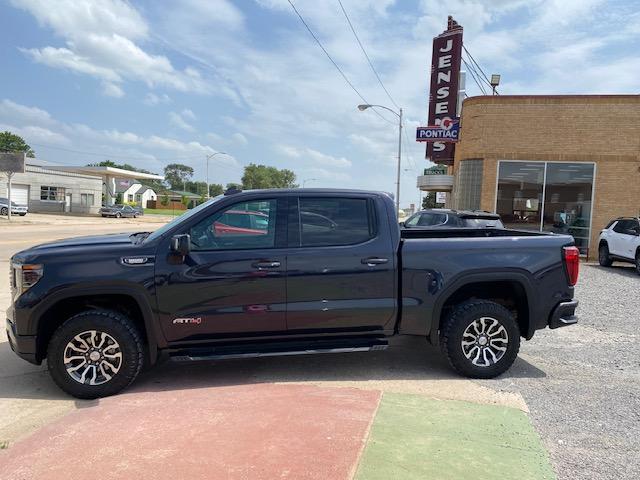 2023 GMC Sierra 4WD Crew Cab Short Box AT4's photo