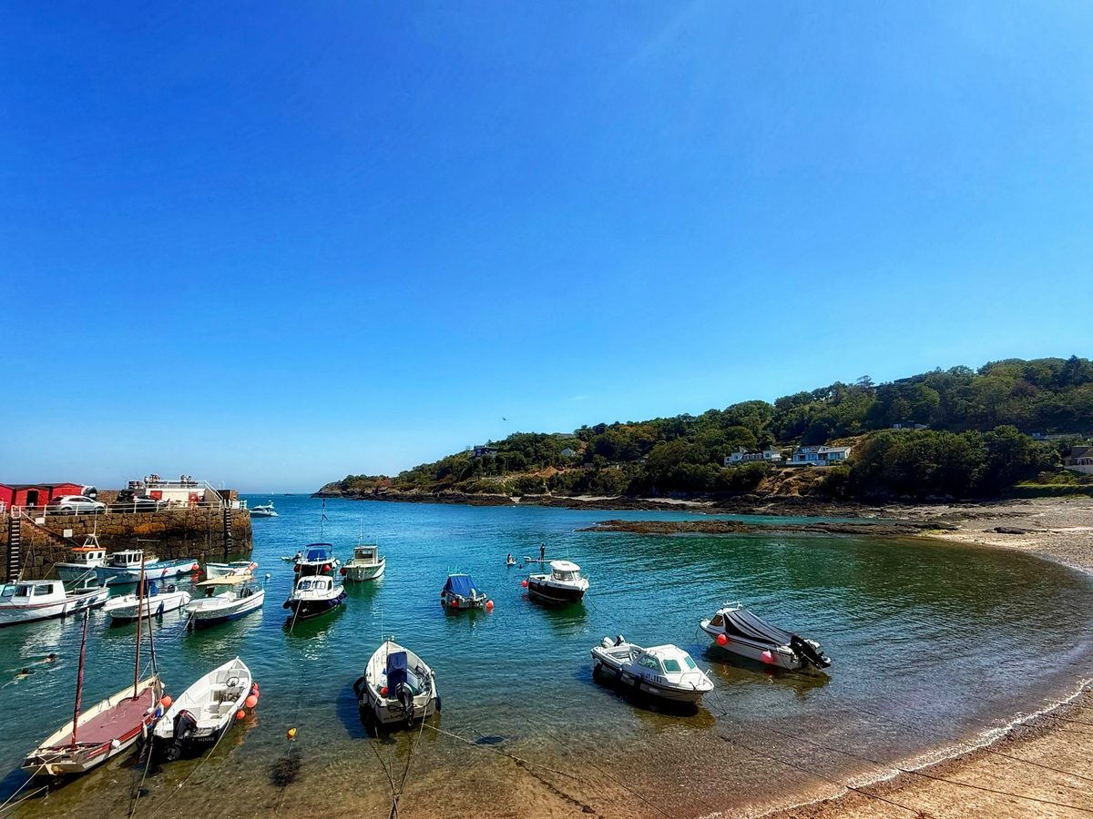 Rozel Bay, photographed by Jade