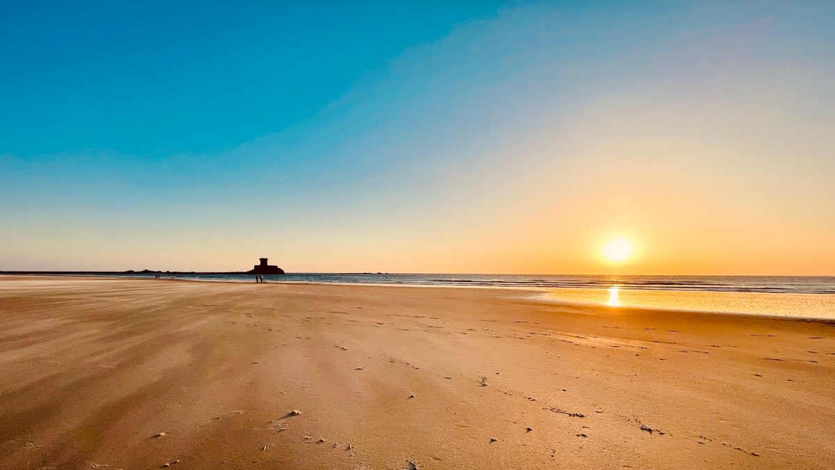 St Ouen's Bay, photographed by Steeve