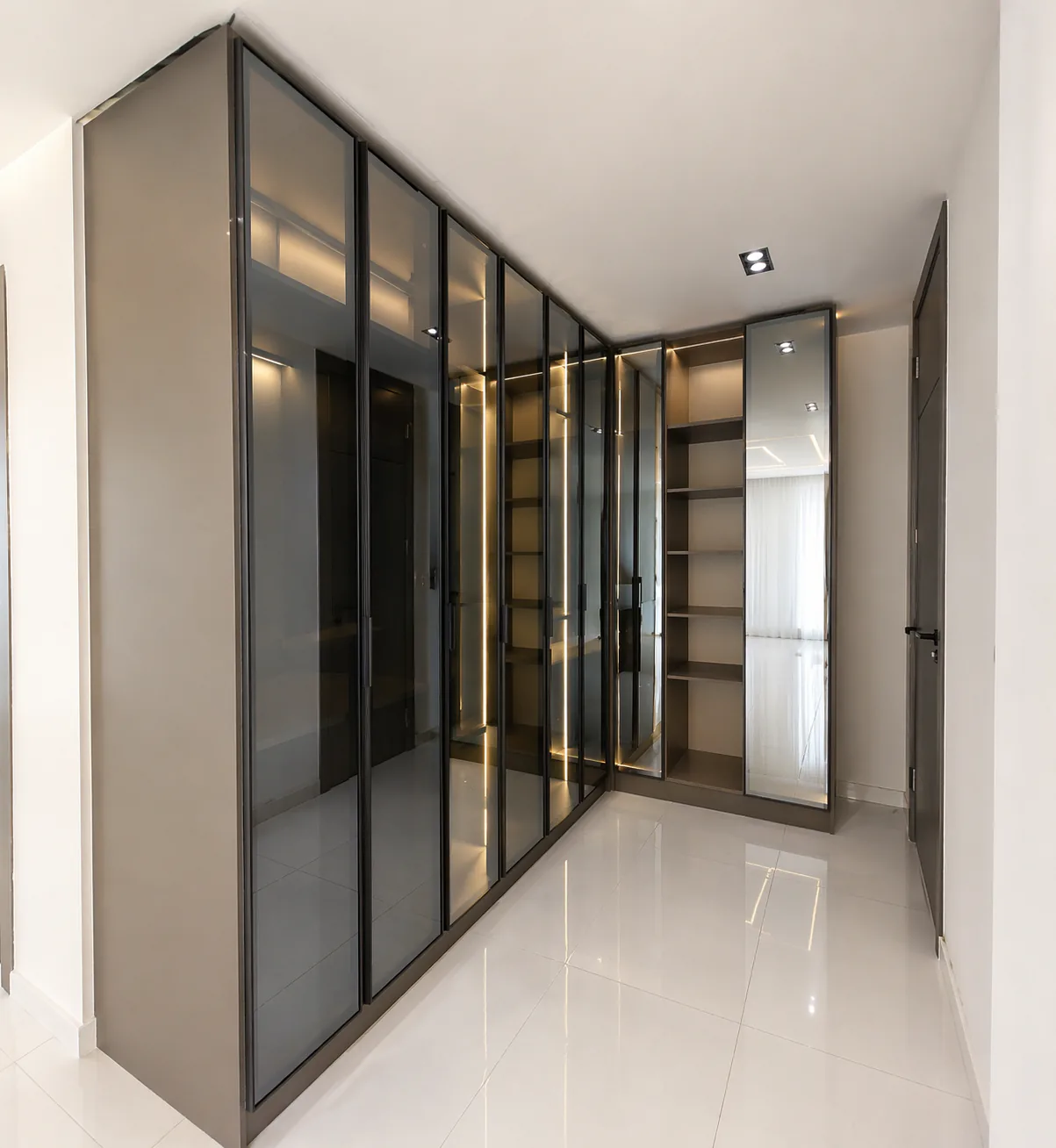 Luxury 5 Bedroom Fully Detached Duplex · Chevron, Lekki Lagos image 5