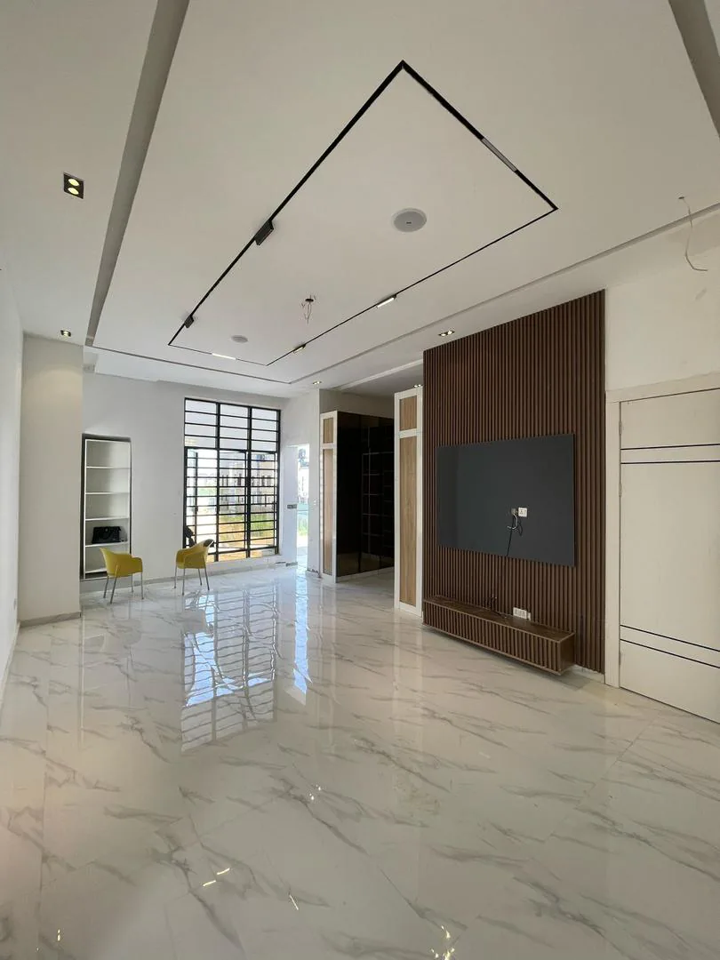 5-Bedroom Fully Detached Luxury Duplex · Chevron, Lekki image 5