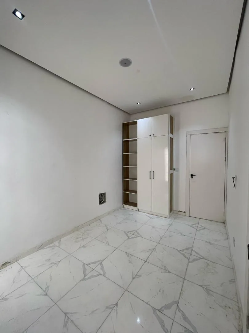 5-Bedroom Fully Detached Luxury Duplex · Chevron, Lekki image 8