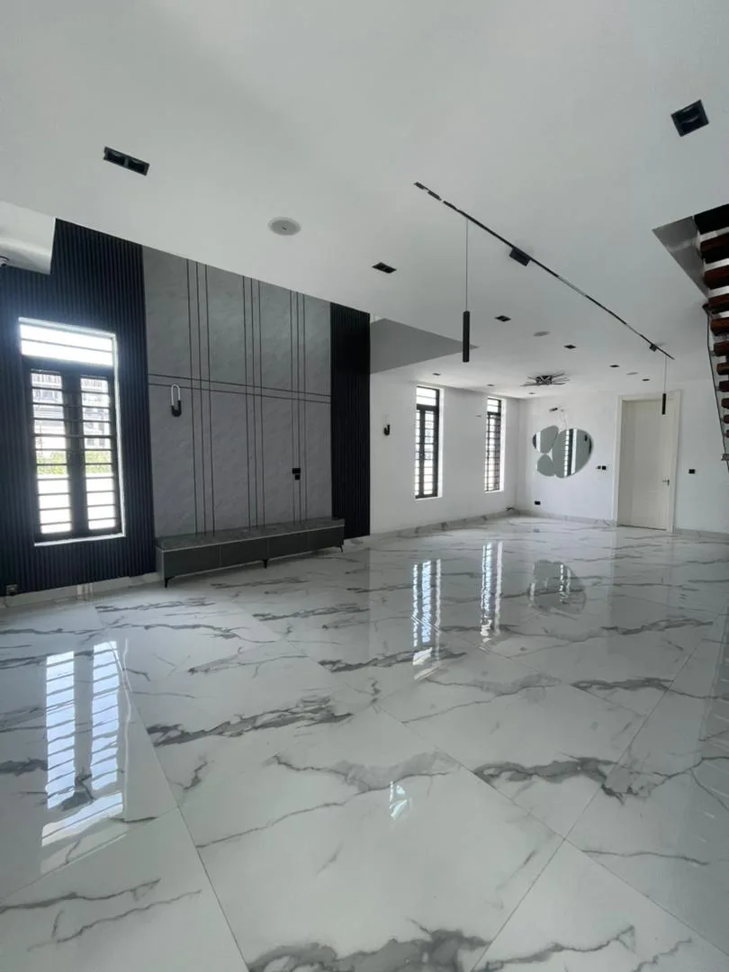5-Bedroom Fully Detached Duplex, Lekki Phase 1 image 2