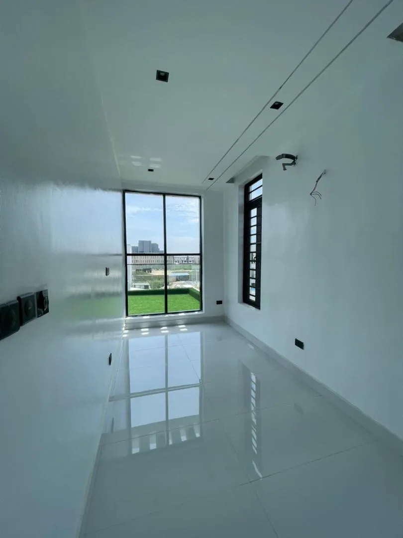 5-Bedroom Fully Detached Duplex, Lekki Phase 1 image 11