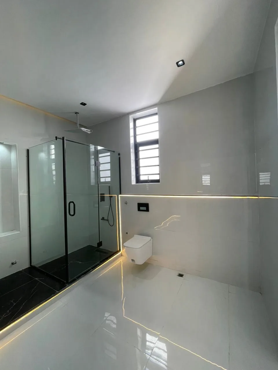 5-Bedroom Fully Detached Duplex, Ikate, Lekki image 10