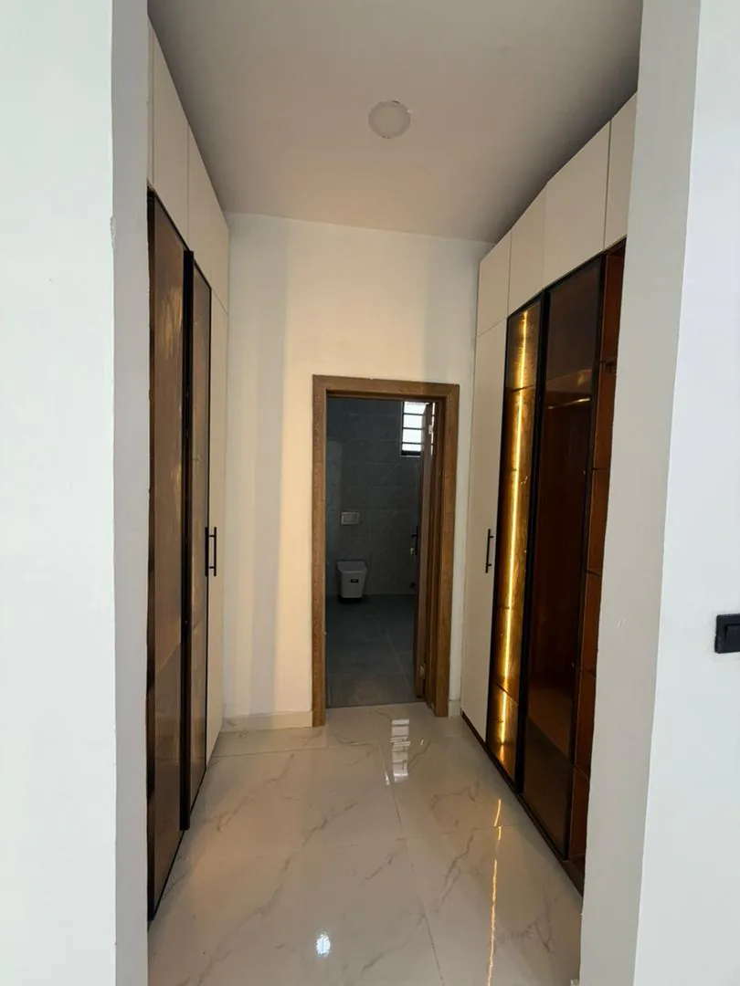 4-Bedroom Fully Detached Duplex · Ikota, Lekki image 6