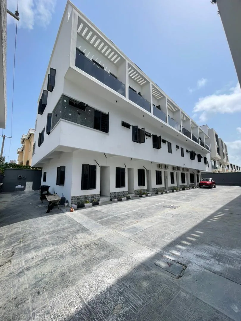 2 & 4 Bedroom Terrace Duplex - Freedom Way, Lekki Phase 1