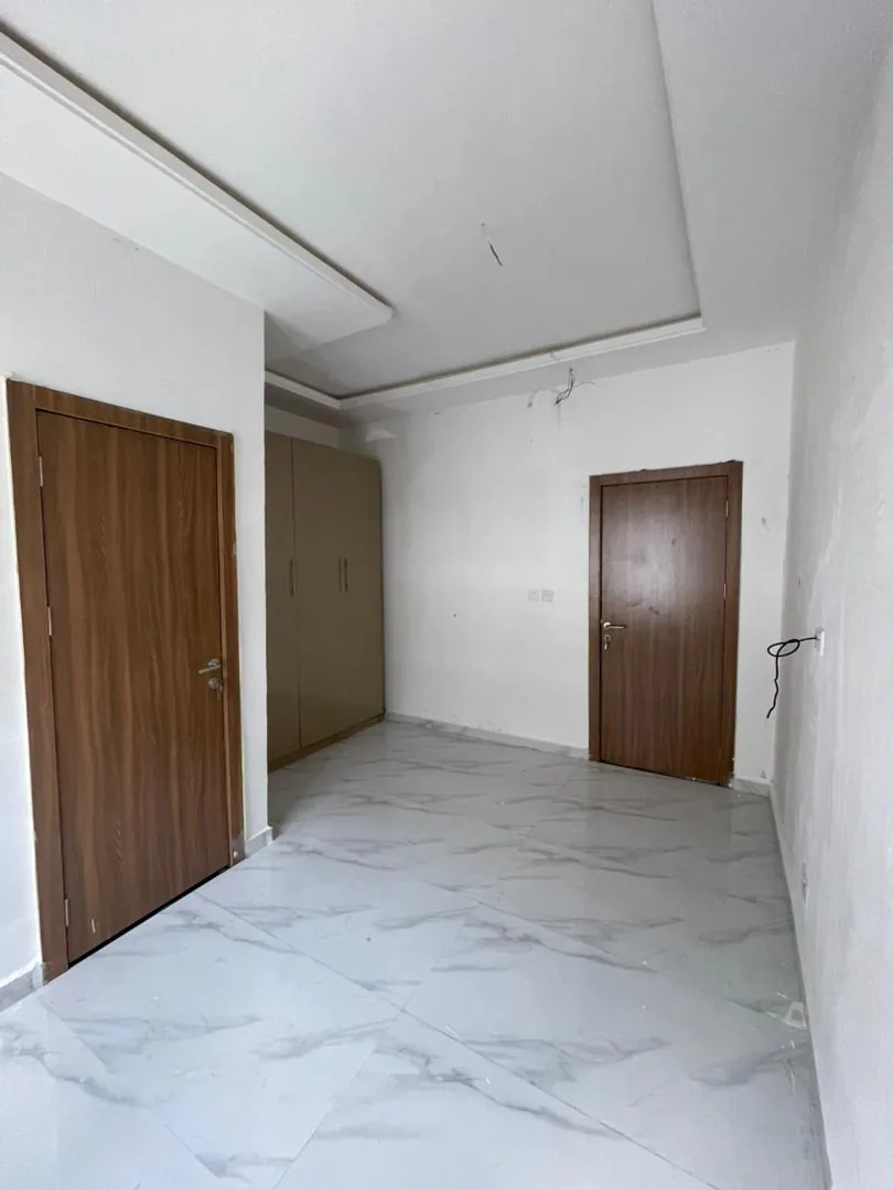 2 & 4 Bedroom Terrace Duplex - Freedom Way, Lekki Phase 1 image 3