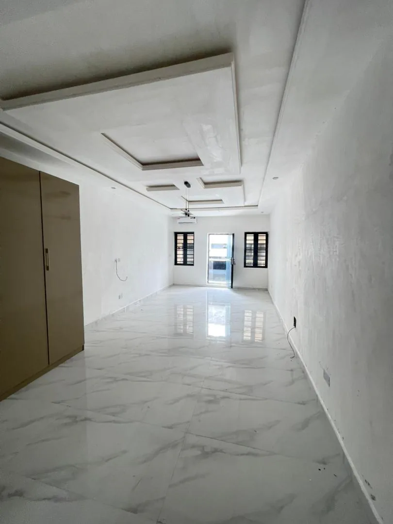 2 & 4 Bedroom Terrace Duplex - Freedom Way, Lekki Phase 1 image 8