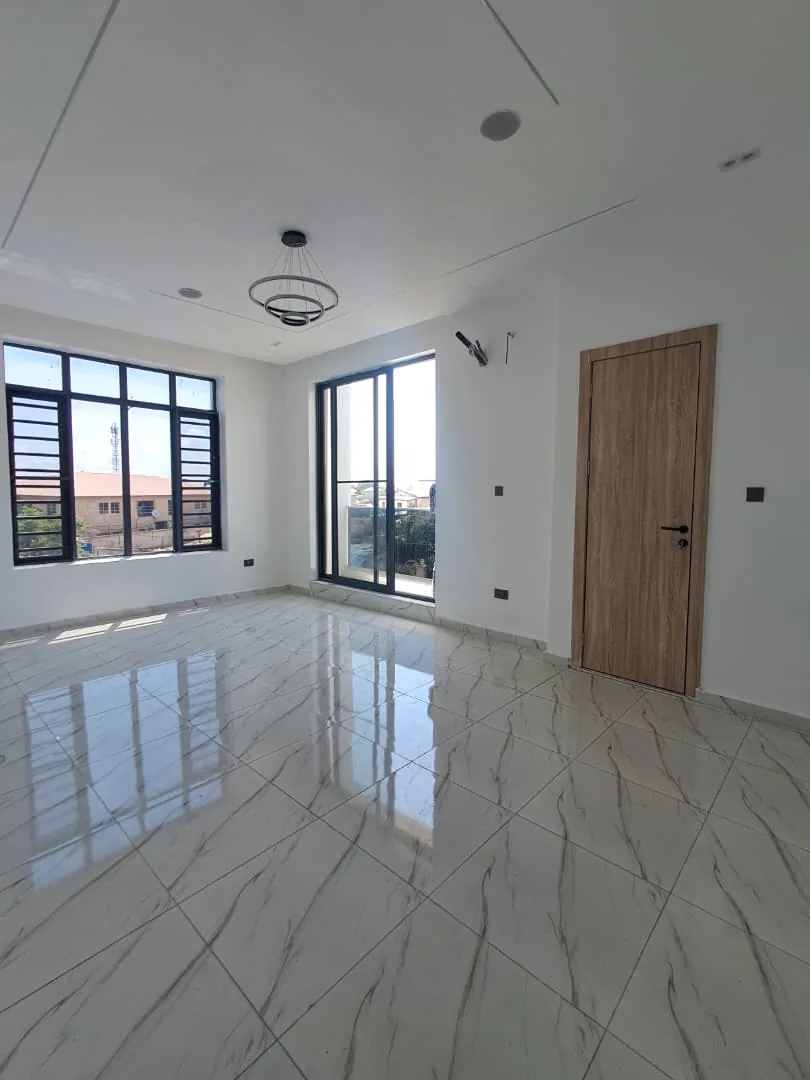 1 & 2 Bedroom Apartments — New Road Alpha Beach, Chevron Lekki image 2