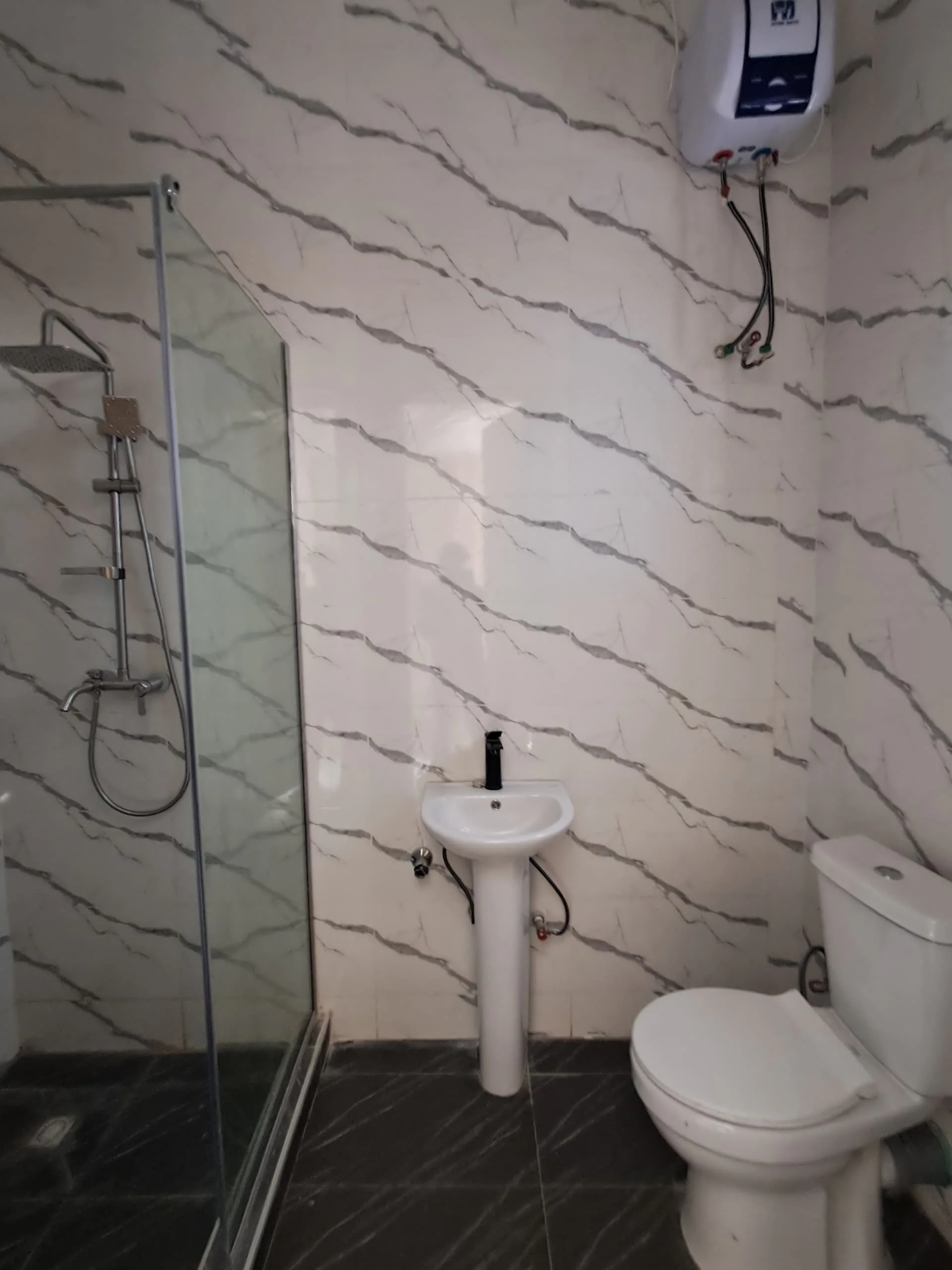 1 & 2 Bedroom Apartments — New Road Alpha Beach, Chevron Lekki image 8
