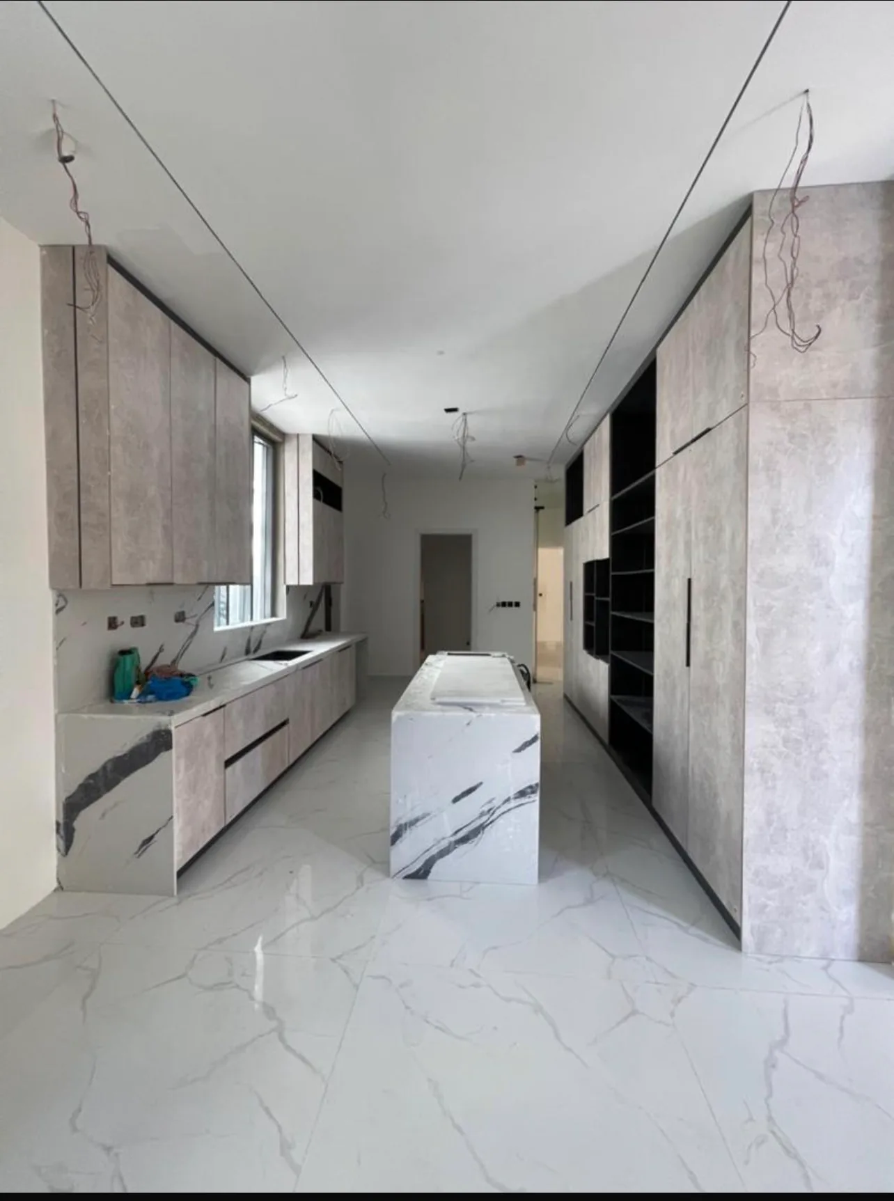 6-Bedroom Fully Detached Duplex with Pool, Gym & Terrace — Osapa London, Lekki image 3