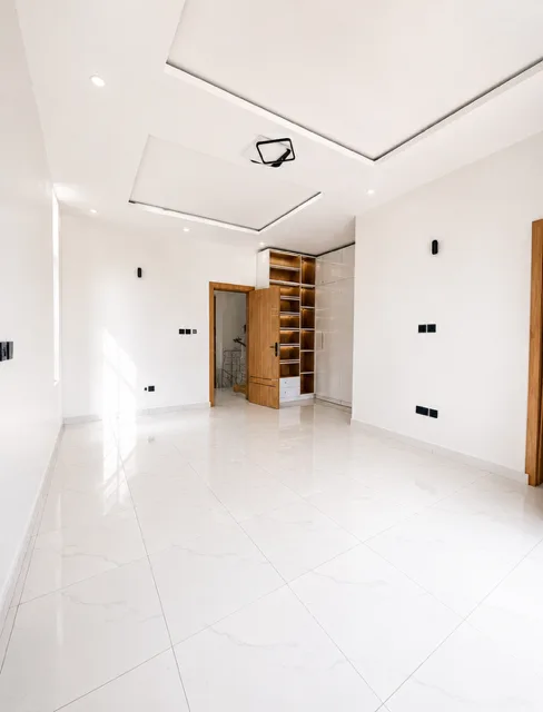 3-Bedroom Terrace Duplex, Chevron, Lekki image 4
