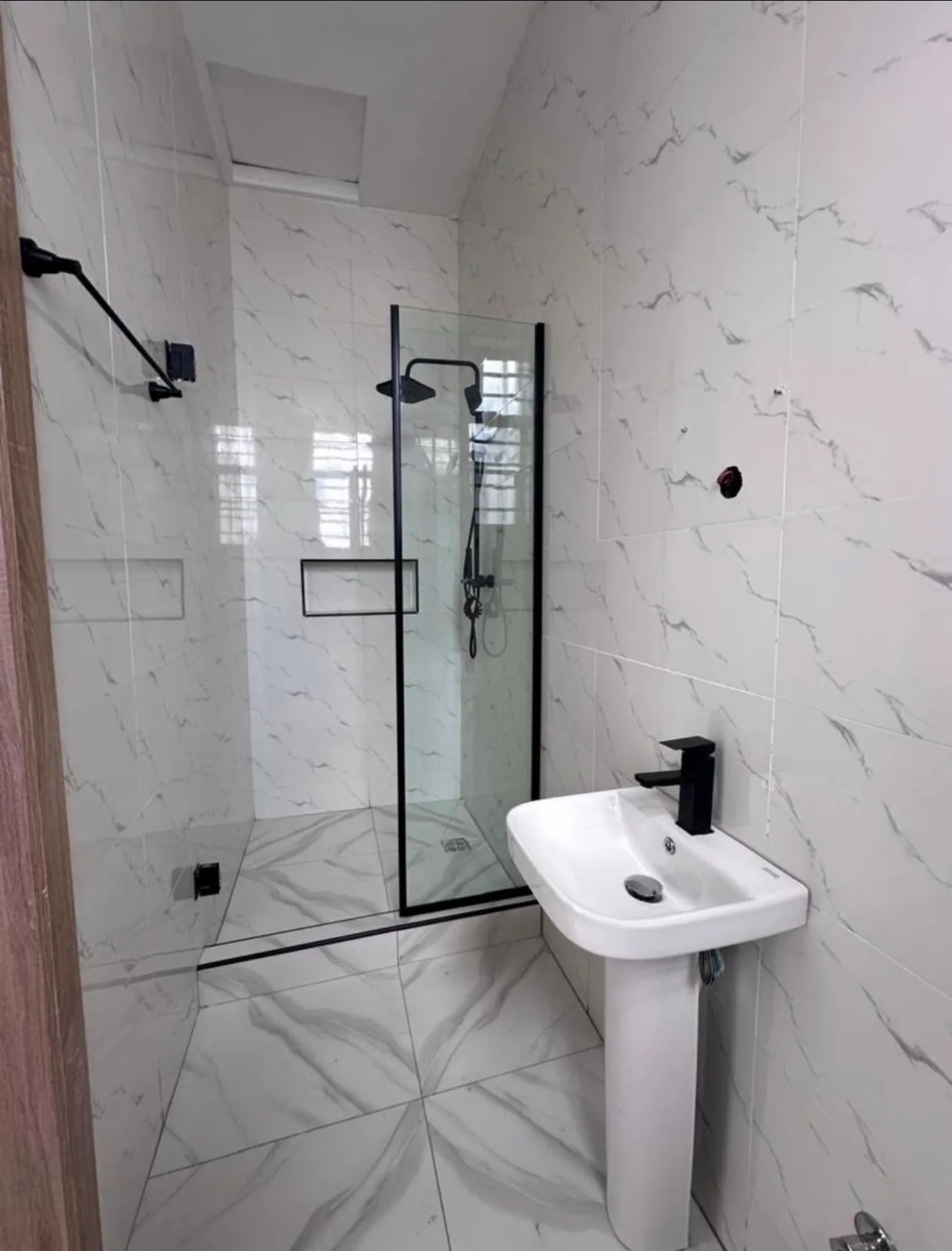 3-Bedroom Terrace Duplex, Chevron, Lekki image 6