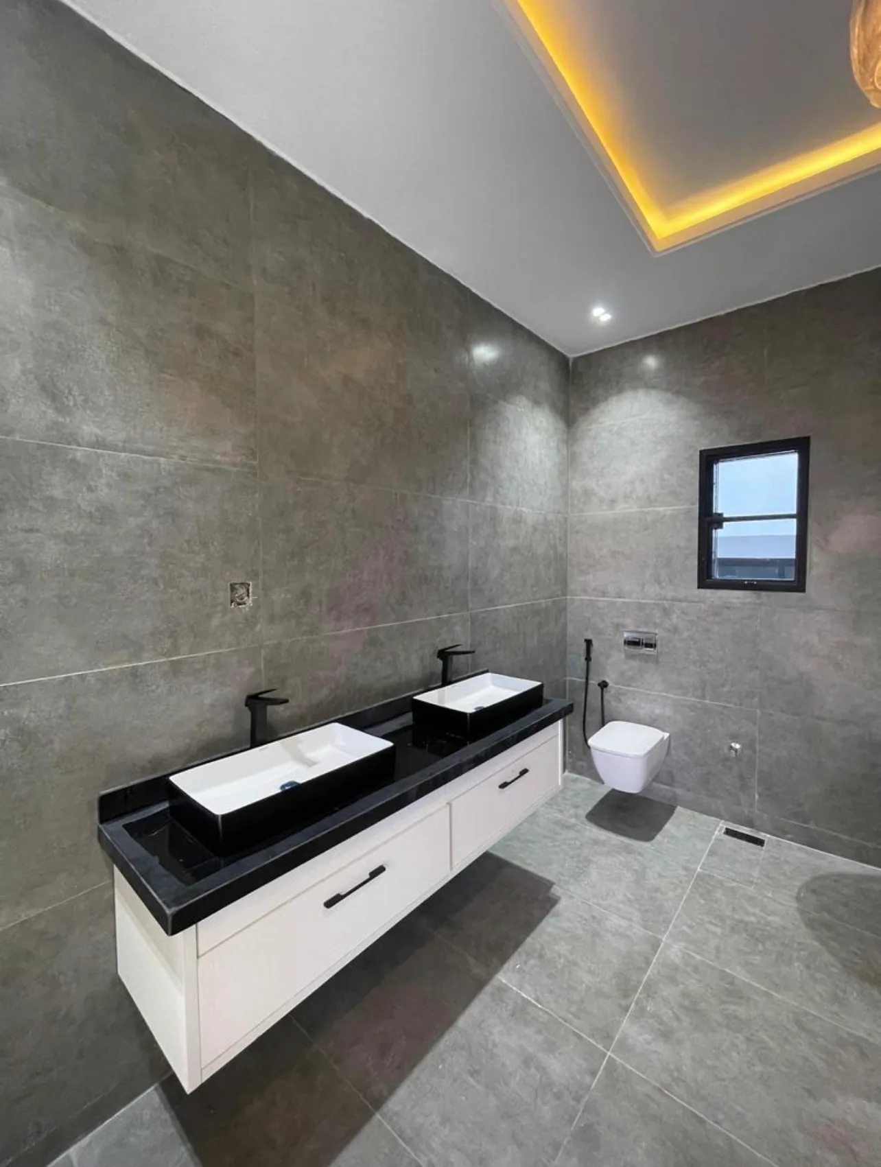 5-Bedroom Fully Detached Duplex with Cinema & Pool — Lekki Phase 1 image 12