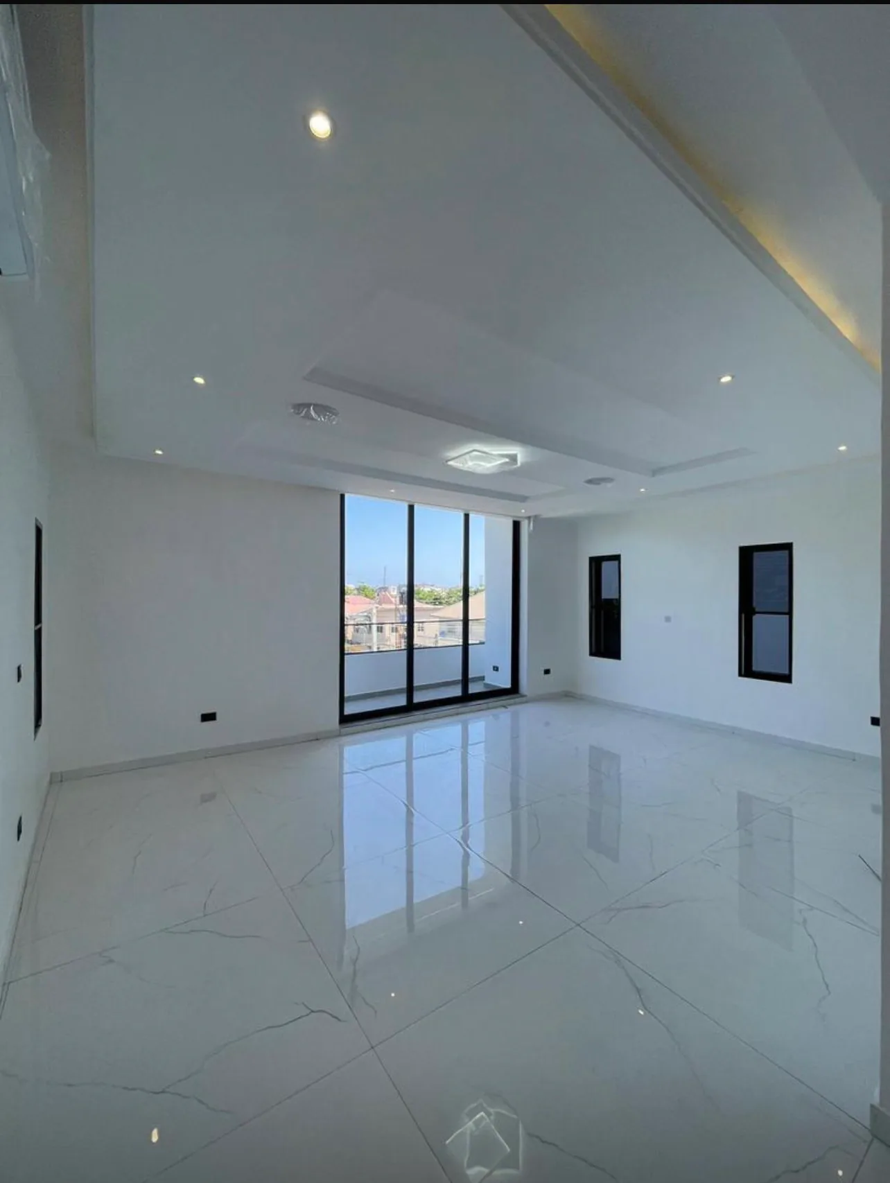 5-Bedroom Fully Detached Duplex with Cinema & Pool — Lekki Phase 1 image 13