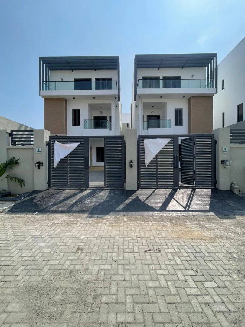  5-Bedroom Fully Detached Duplex + BQ — Lekki Phase 1 image 2