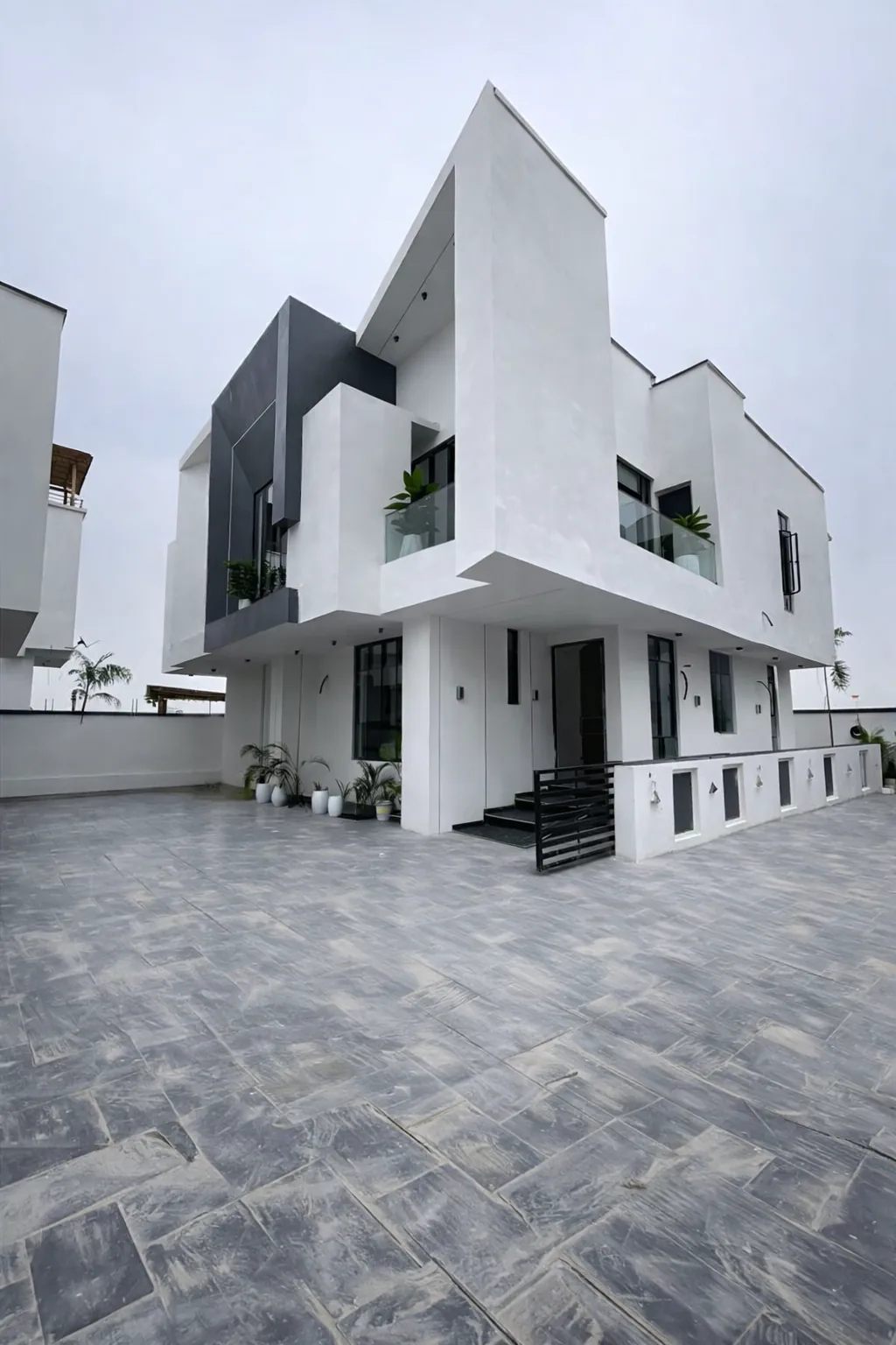 5-Bedroom Fully Detached Duplex with BQ — Chevron Drive, Lekki