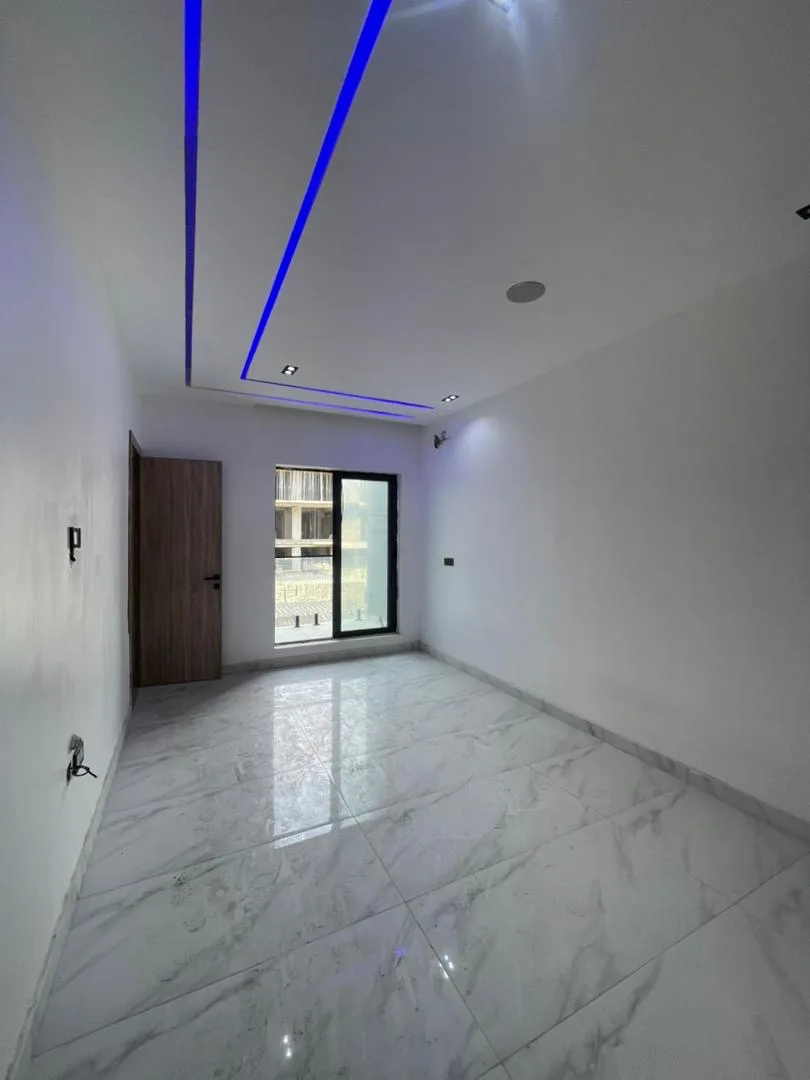 2-Bedroom Serviced Apartment with BQ, Freedom Way, Lekki Phase 1 image 5