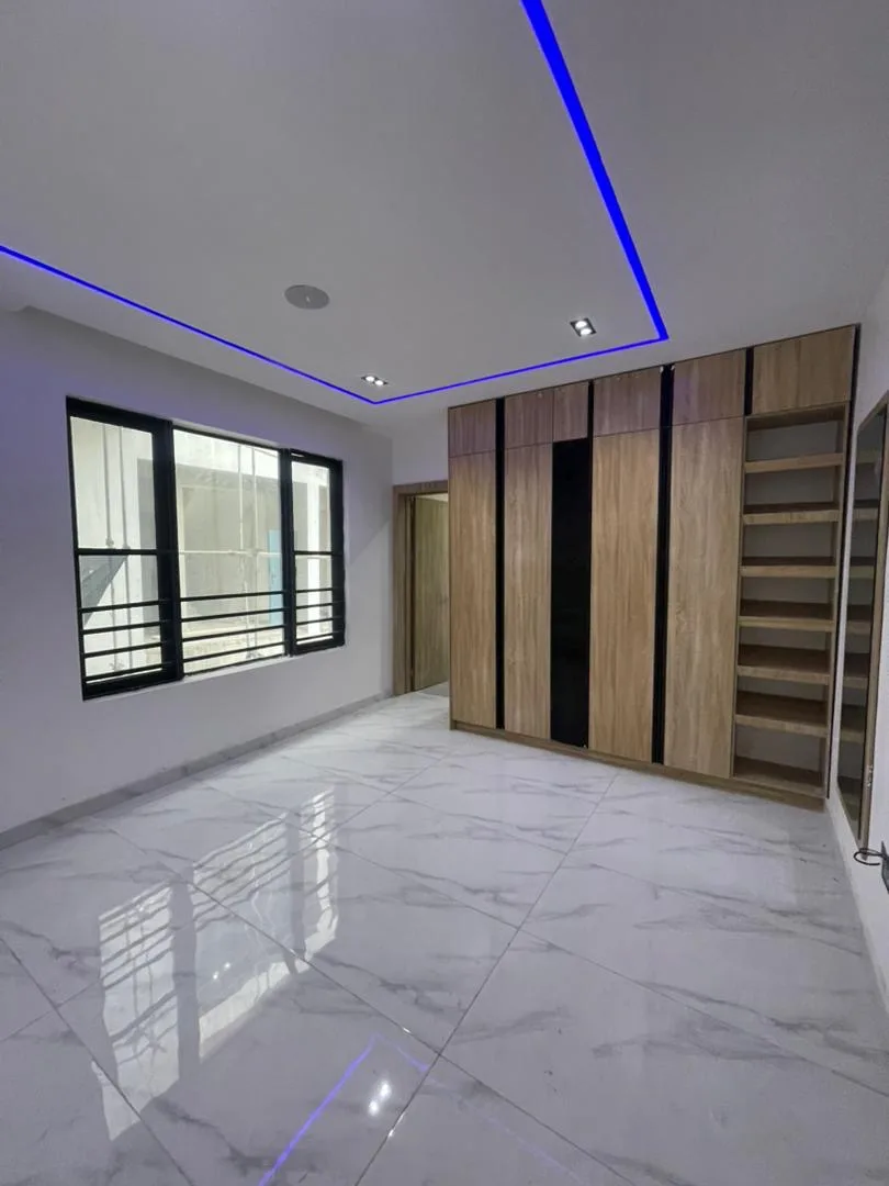 2-Bedroom Serviced Apartment with BQ, Freedom Way, Lekki Phase 1 image 7