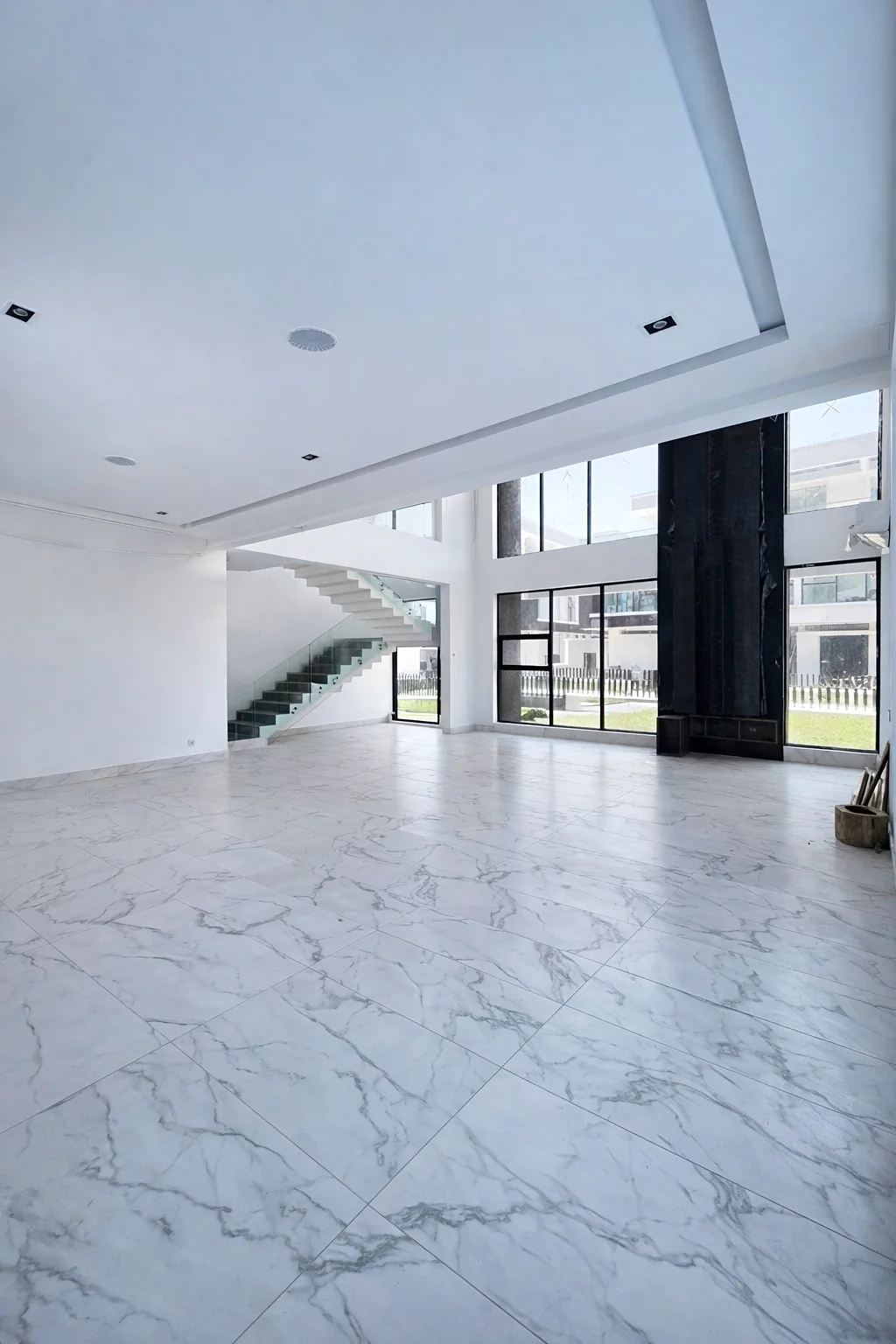 5-Bedroom Fully Detached Duplex with Cinema, Pool & Gym — Osapa London, Lekki image 3