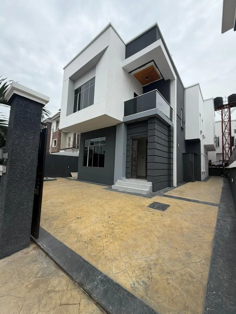 4-Bedroom Luxury Fully Detached Duplex · Osapa London, Lekki