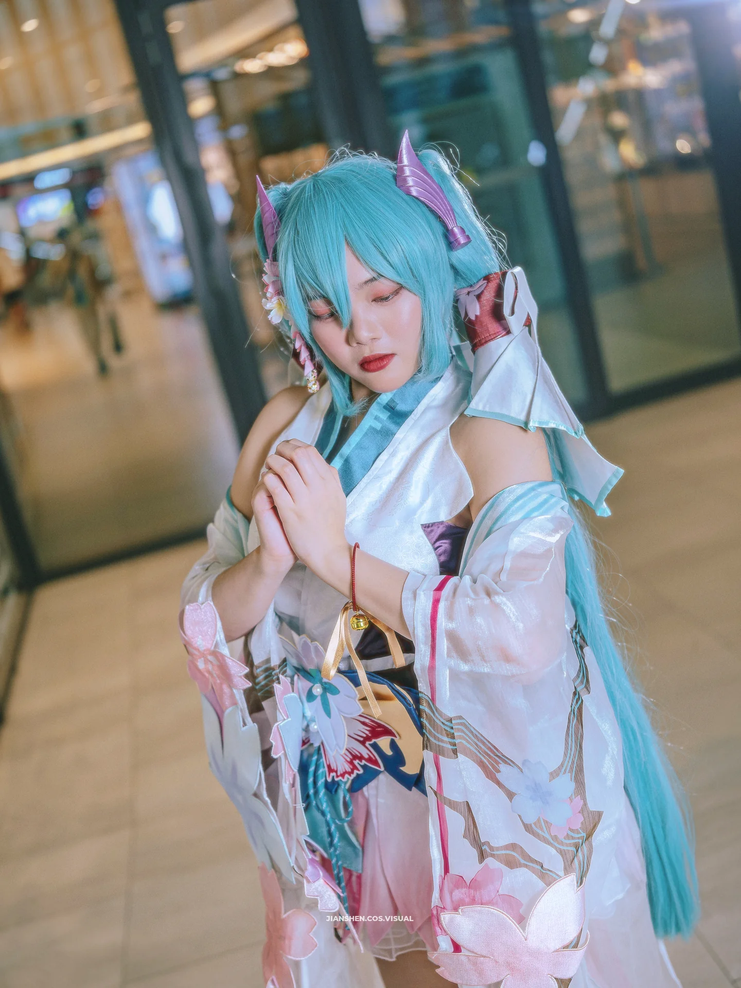 tongqiqi
