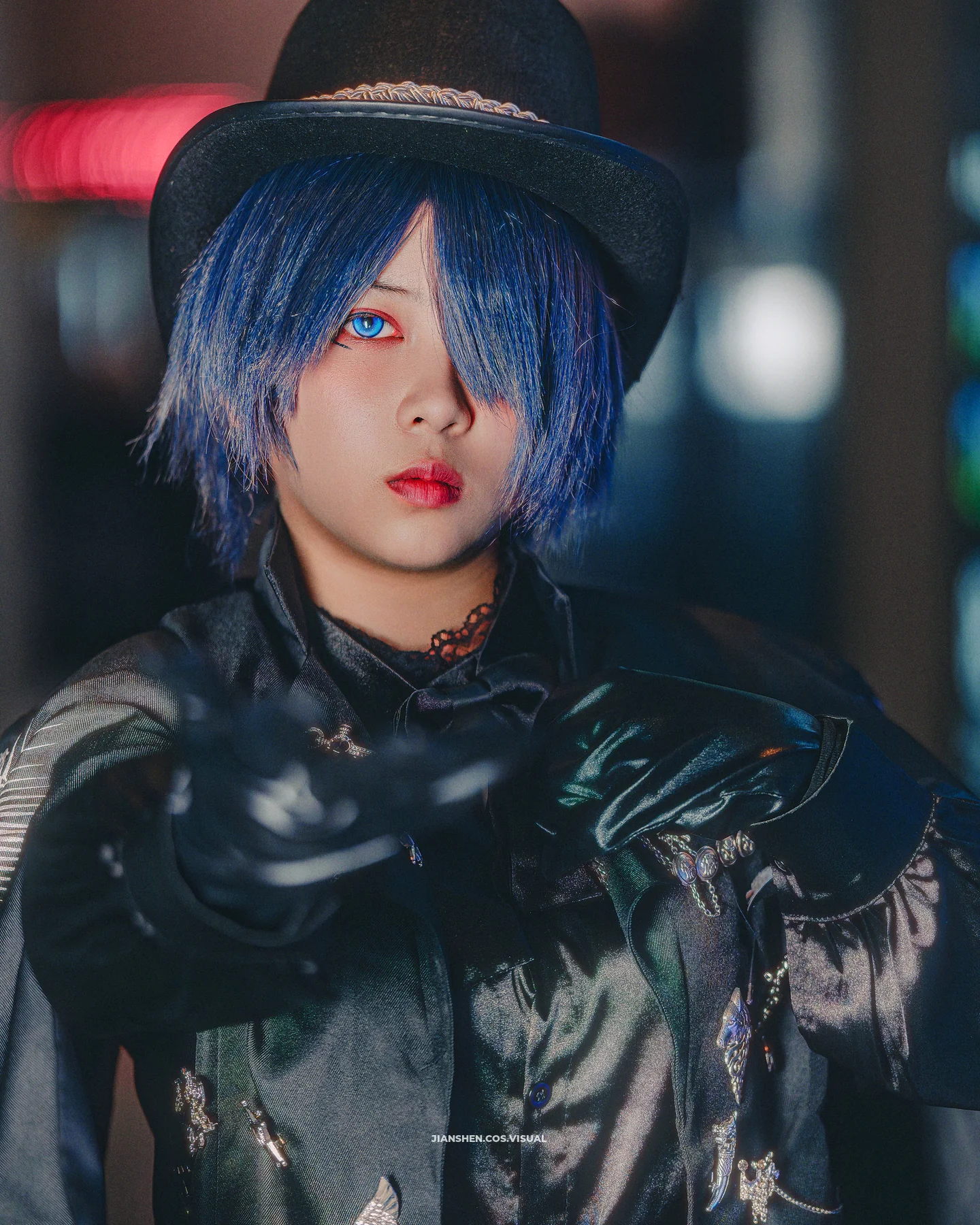 kira_evcoser