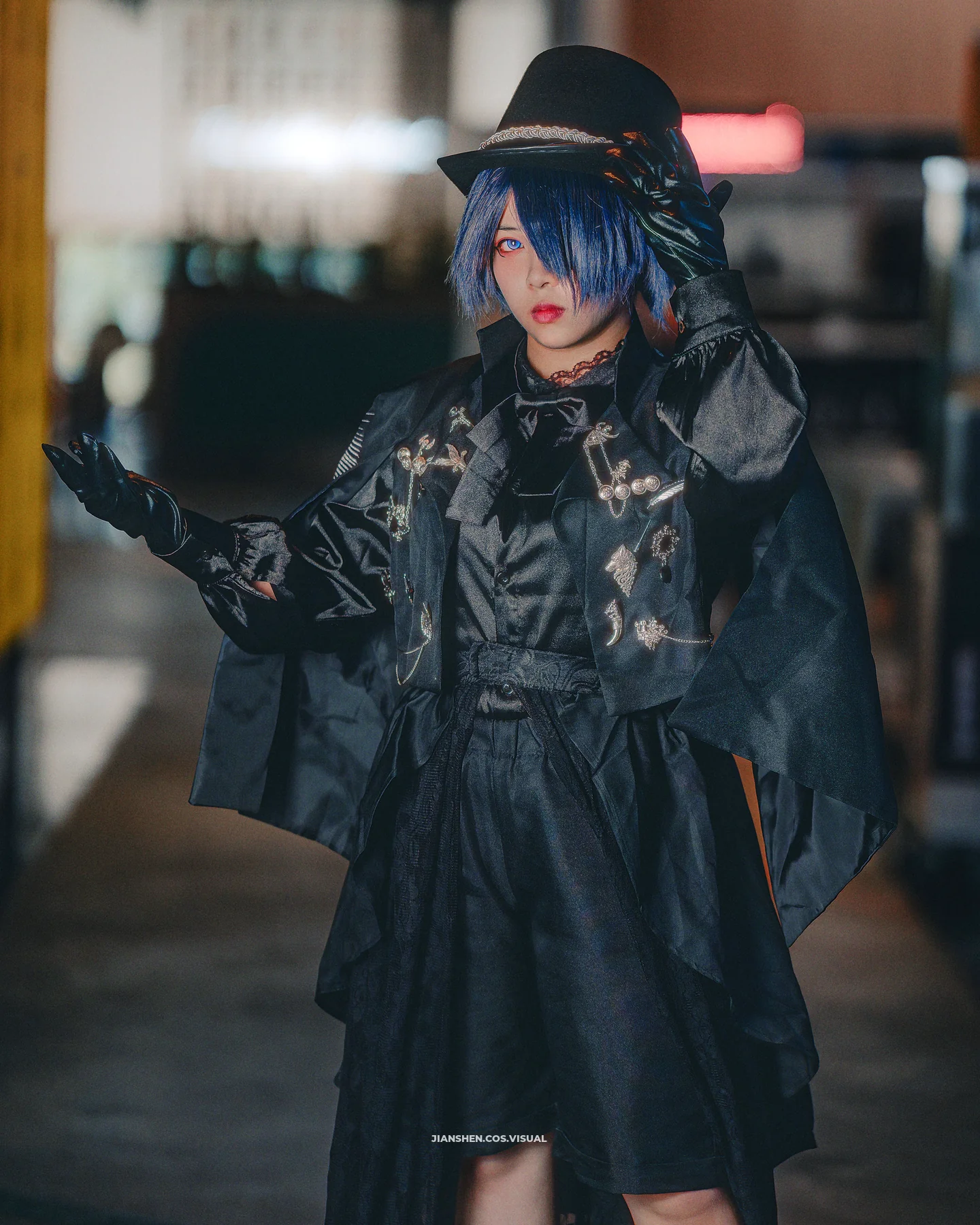 kira_evcoser