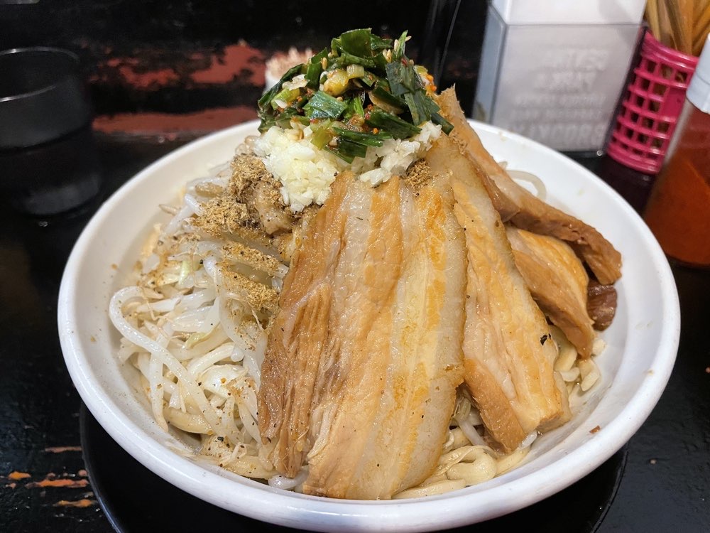 自家製太麺 ドカ盛 マッチョ 三ノ宮店のジロ活写真 1