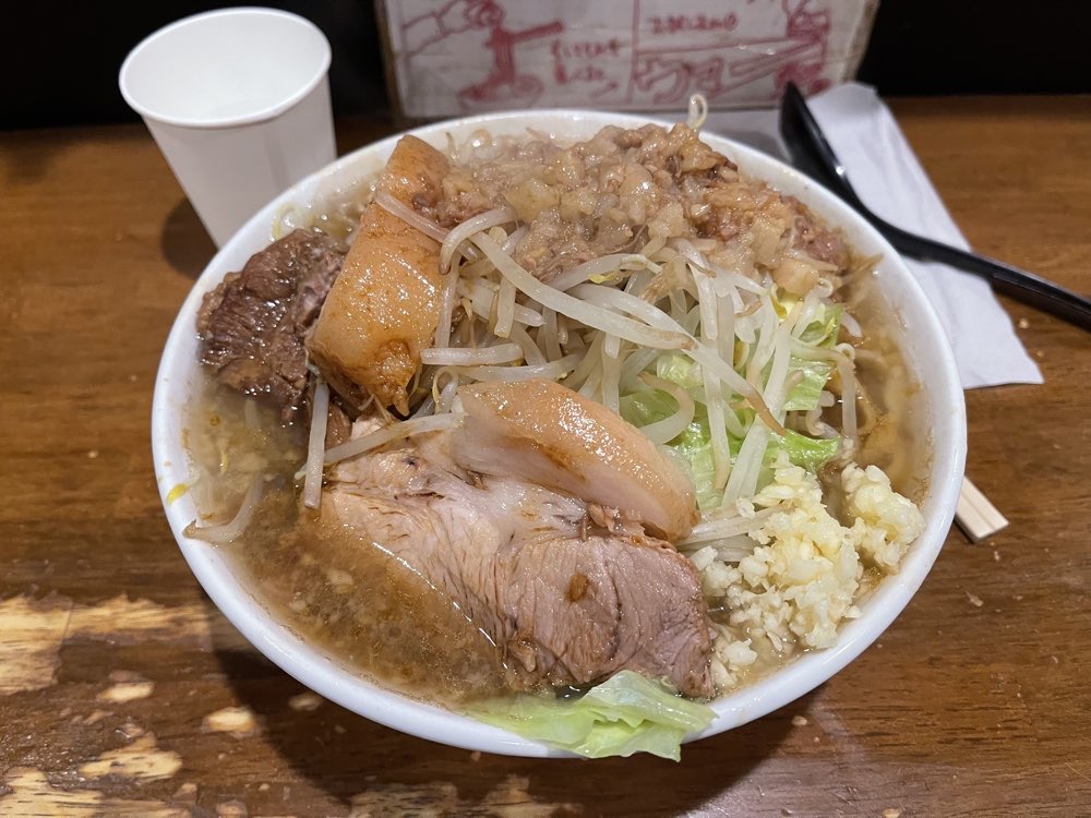 ラーメン荘 歴史を刻め 新栄店のジロ活写真 2