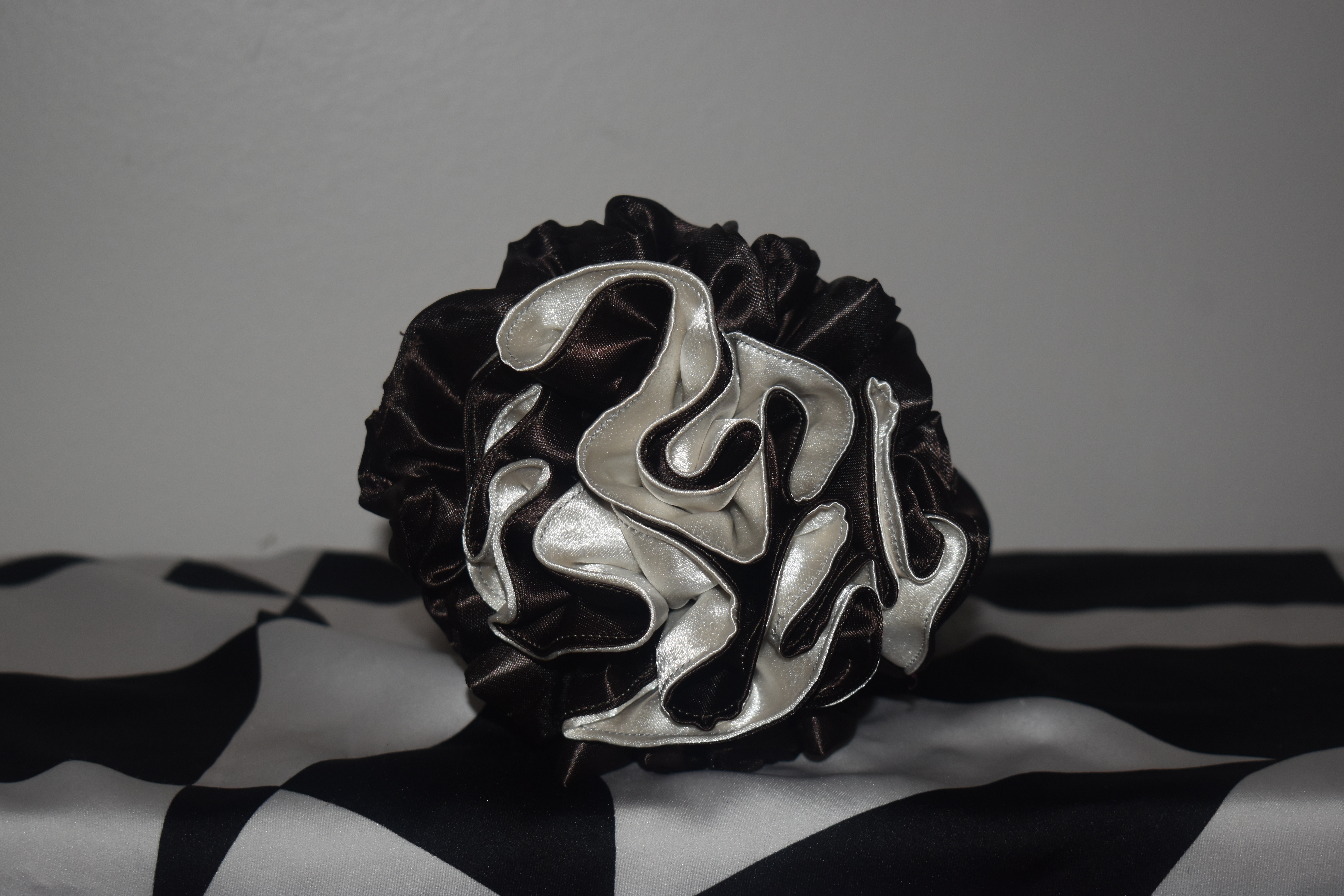 The Dreamscape Luxe Collection-(Cocoa Crème Bonnet Set) photo 3