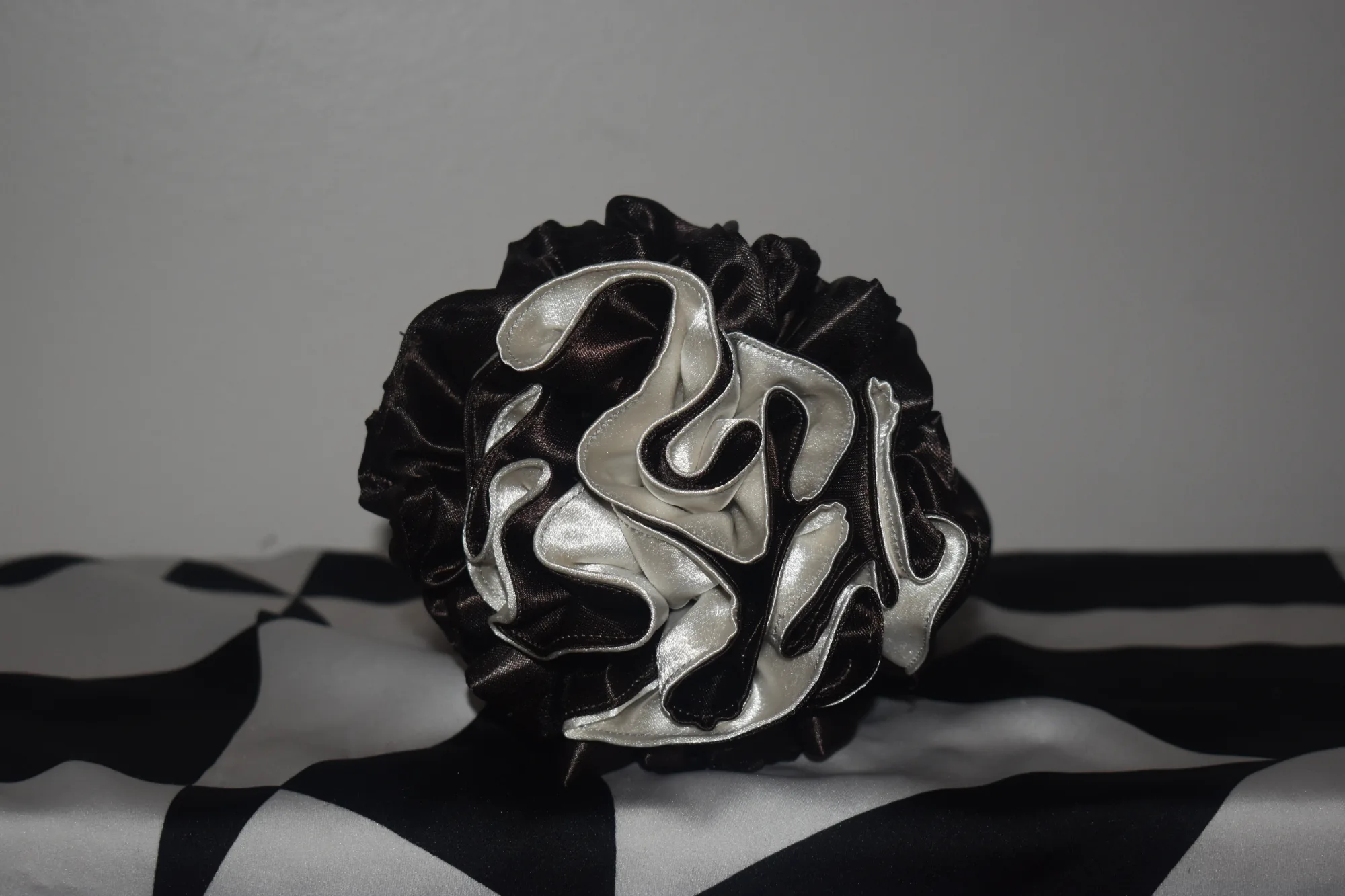 The Dreamscape Luxe Collection-(Cocoa Crème Bonnet Set) photo 3