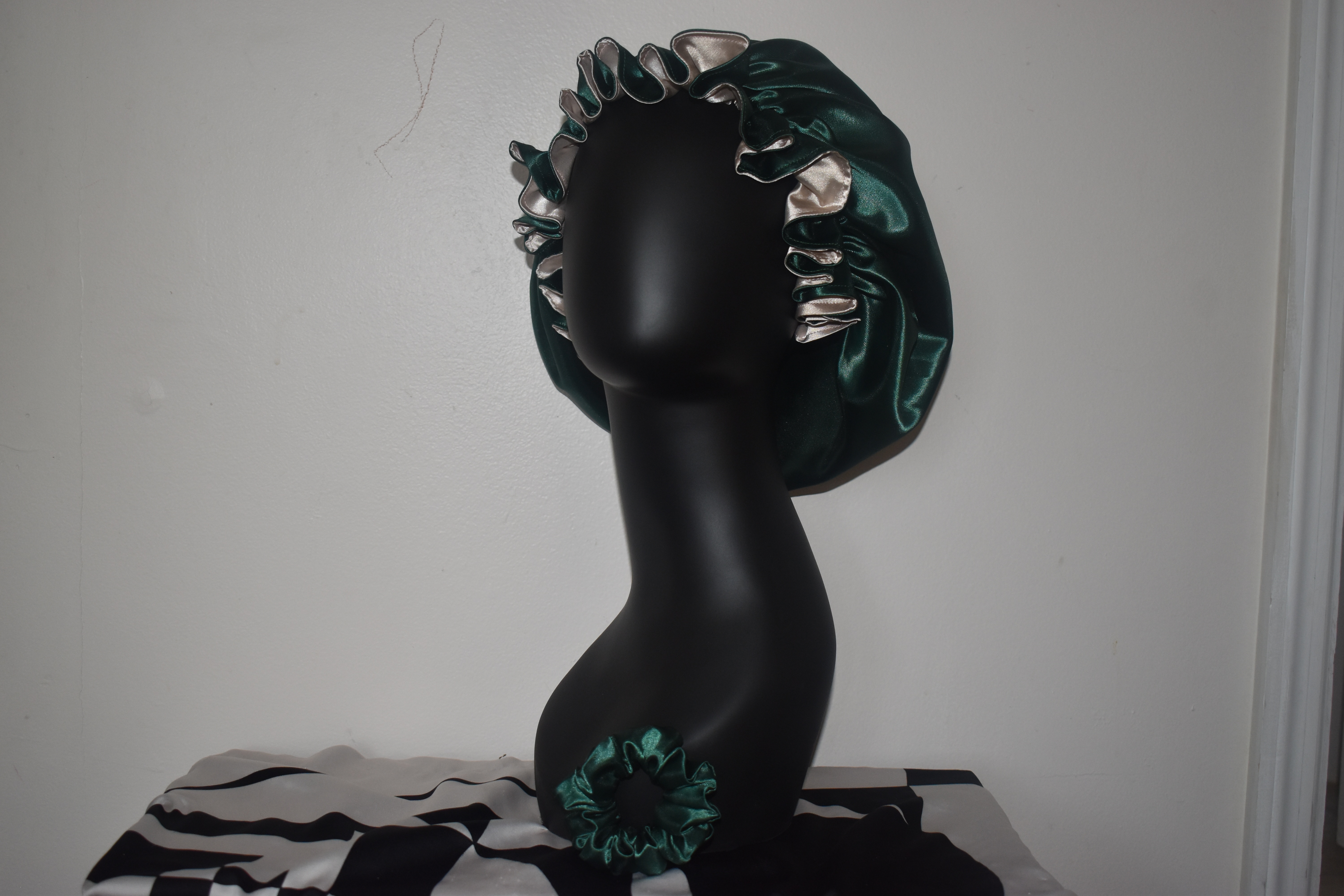 The Dreamscape Luxe Collection-(Emerald Mist Bonnet Set) photo 4
