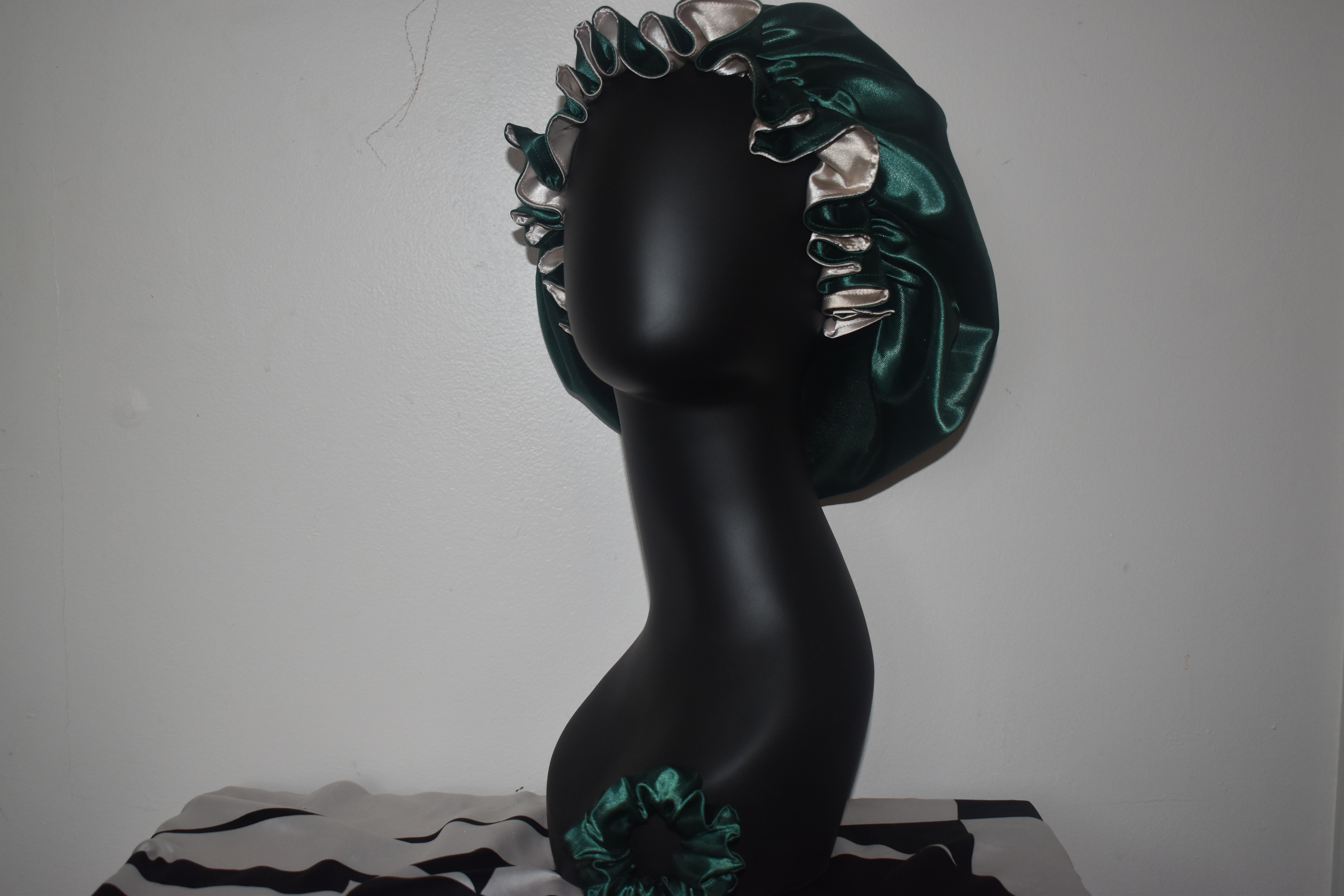 The Dreamscape Luxe Collection-(Emerald Mist Bonnet Set) photo 3