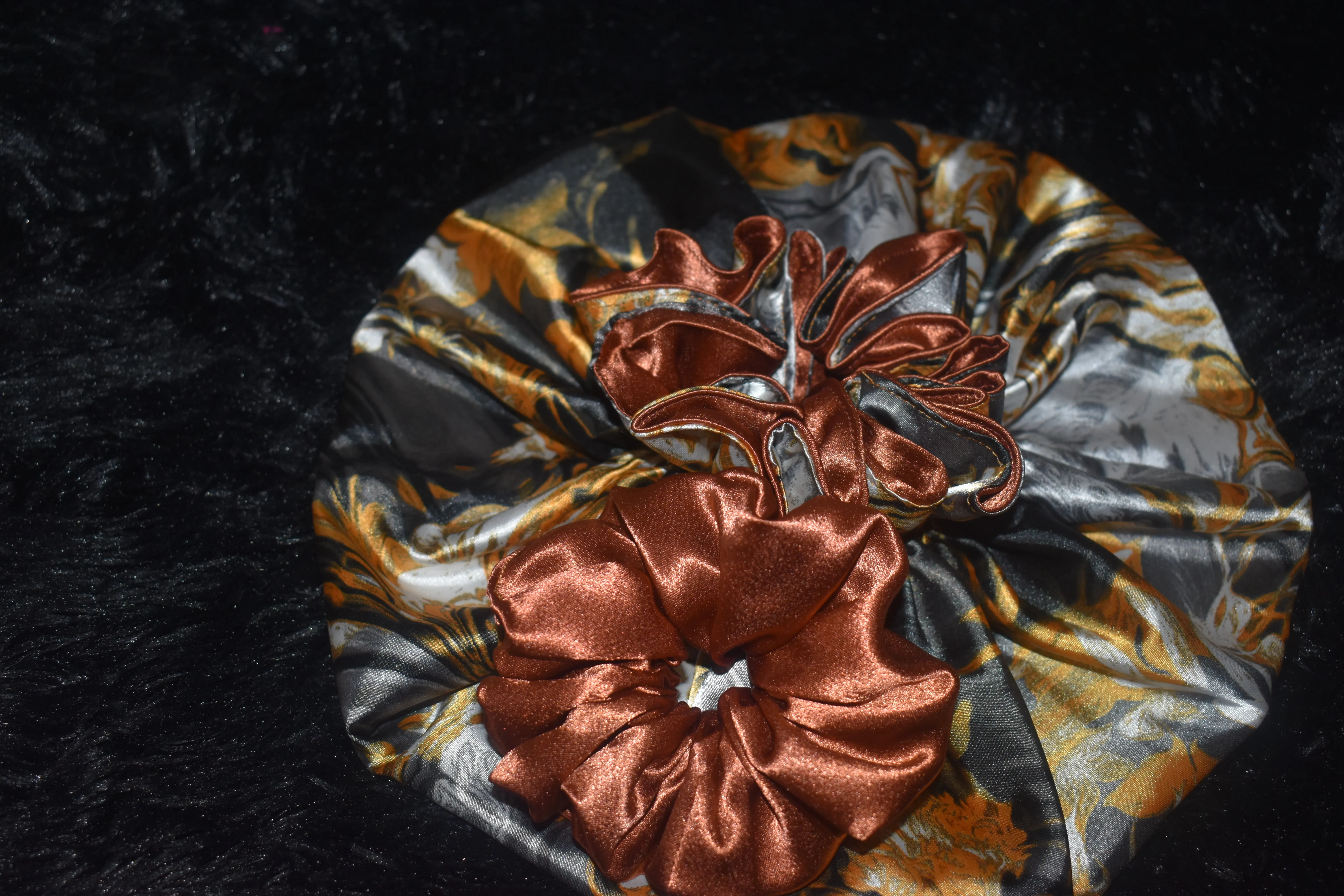 The Dreamscape Luxe Collection-(Gilded Night Bonnet Set) photo 5