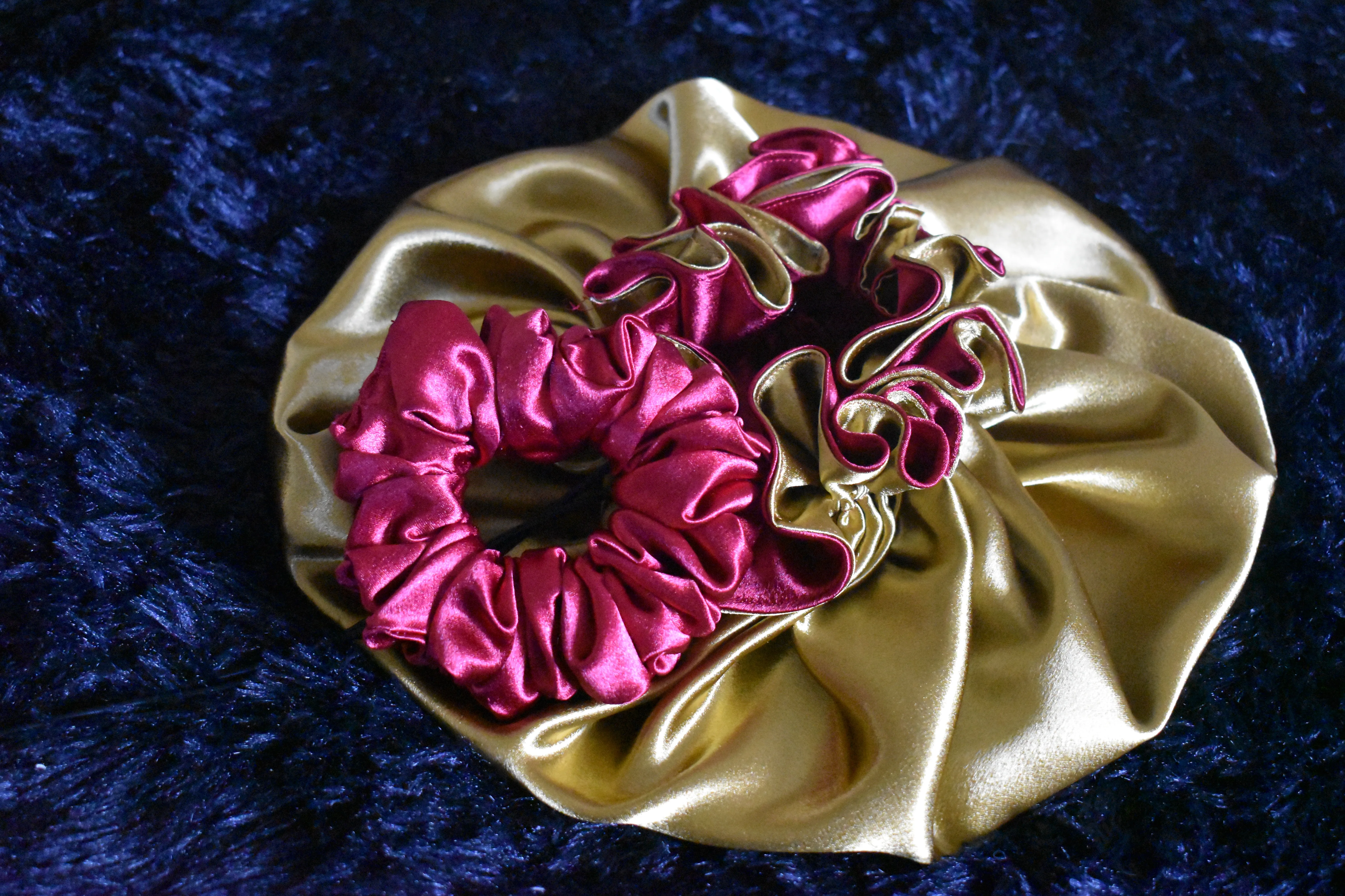 Luxury Gold and Red Satin Bonnet Set photo 6