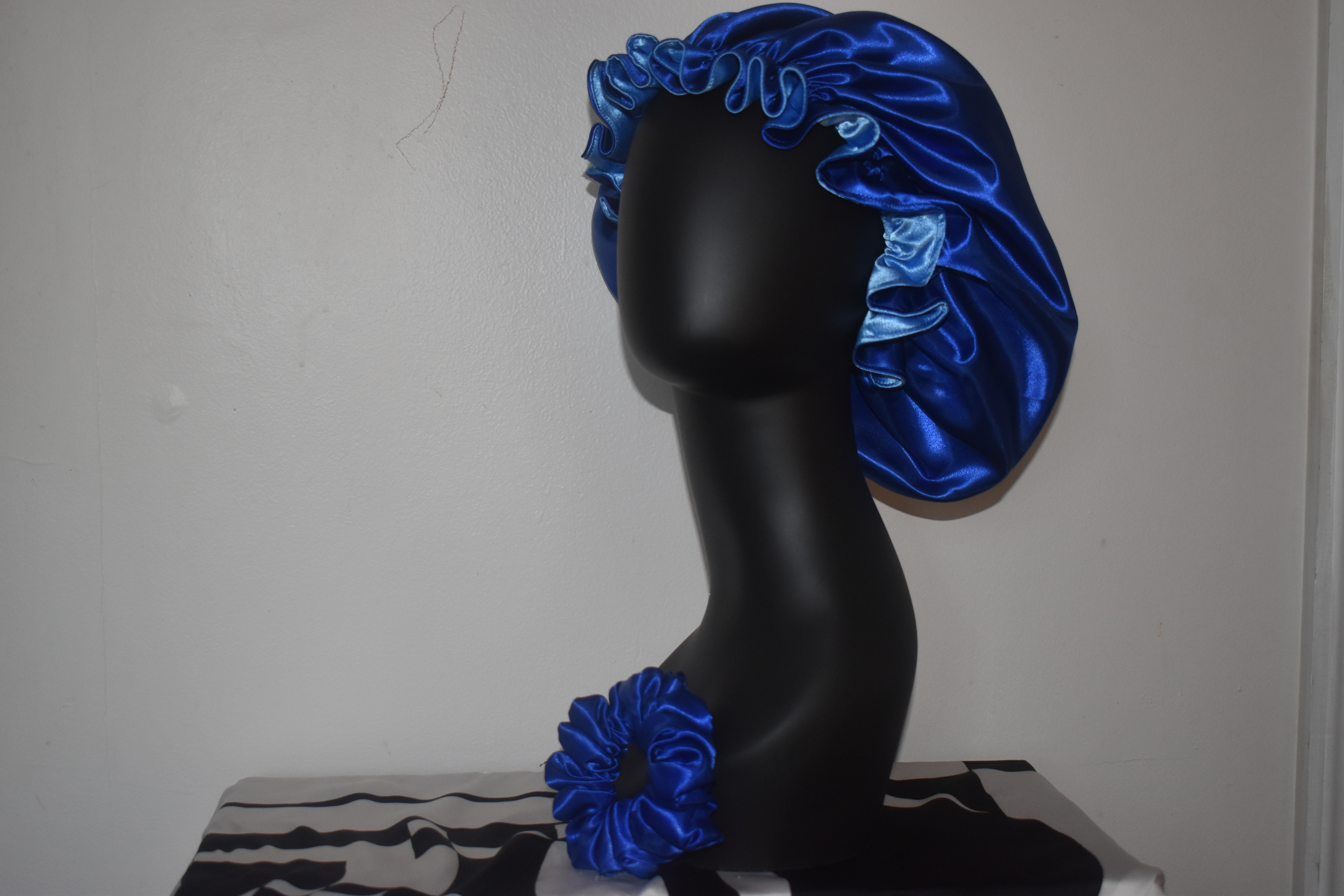 The Dreamscape Luxe Collection-(Royal Wave Bonnet Set) photo 2