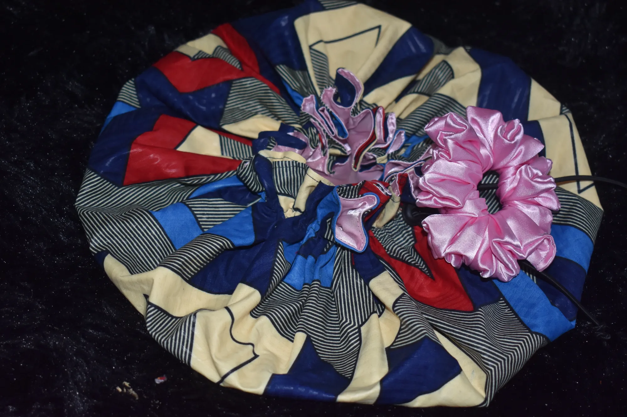 Medium African Print Satin Bonnet (Navy, Red) photo 1