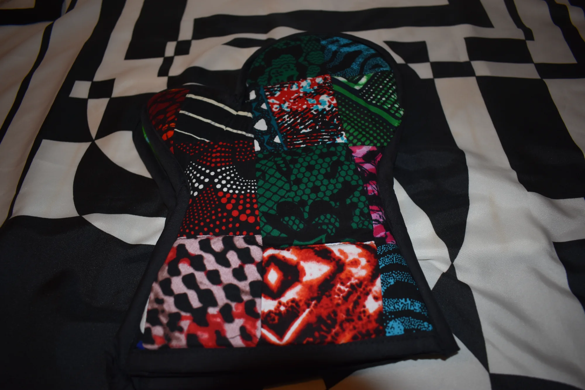 Scrap Delight Mitts 1 photo 2