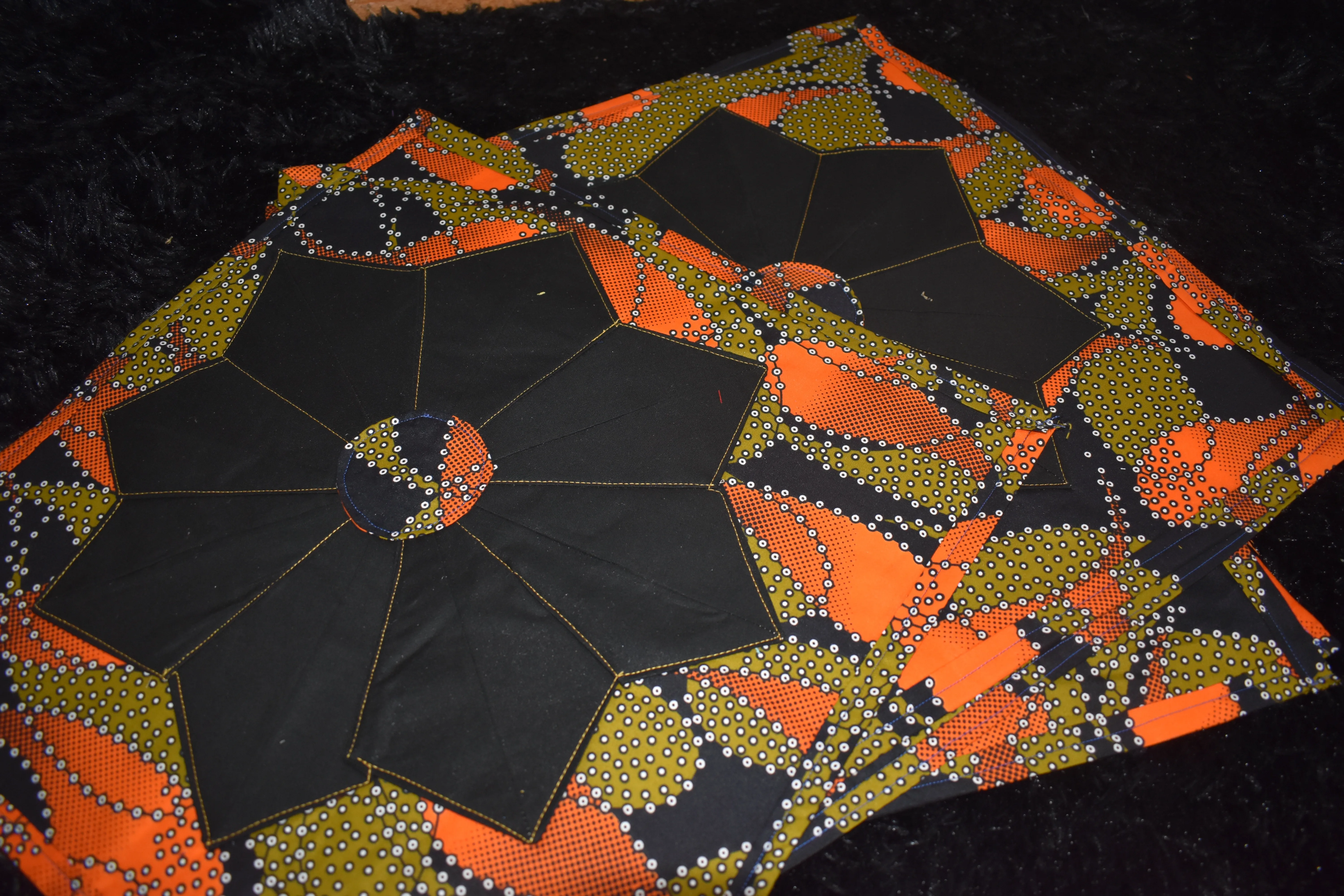 Quilted Placemats / Wall Hangings-Star Motif