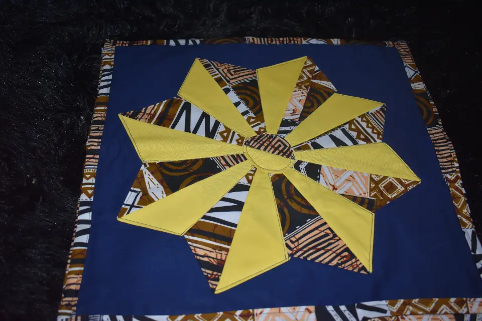 Quilted Placemats / Wall Hangings-Yellow Motif