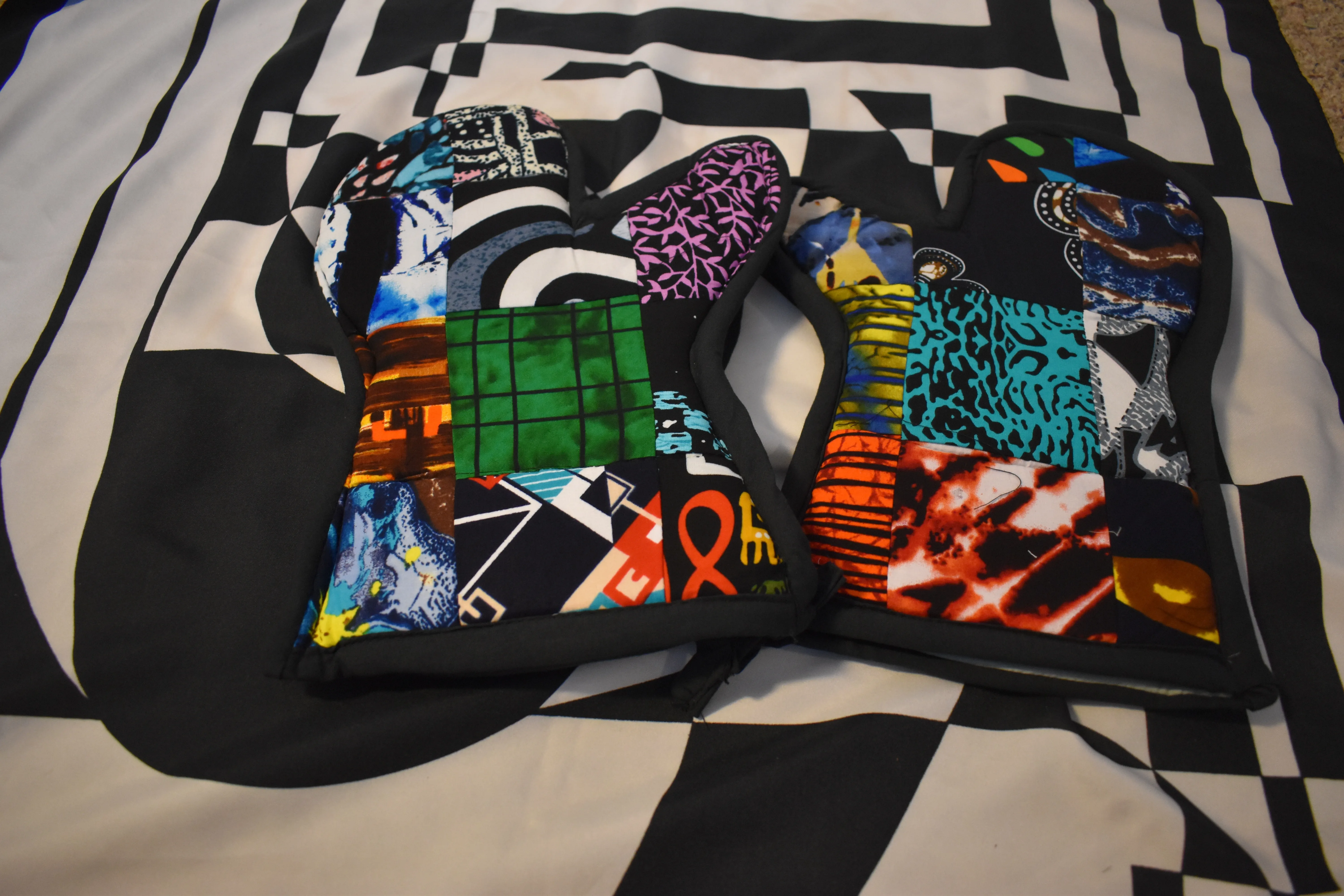 Scrap Delight Mitts 4 photo 2