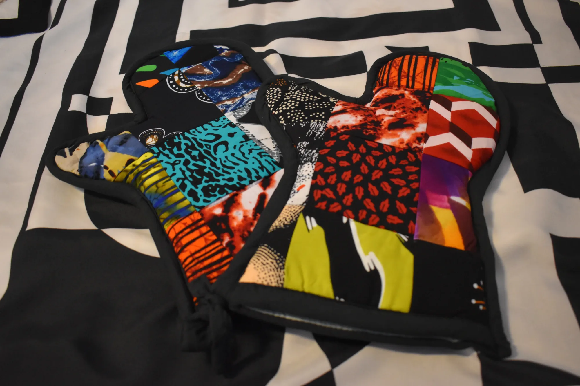 Scrap Delight Mitts 3 photo 1