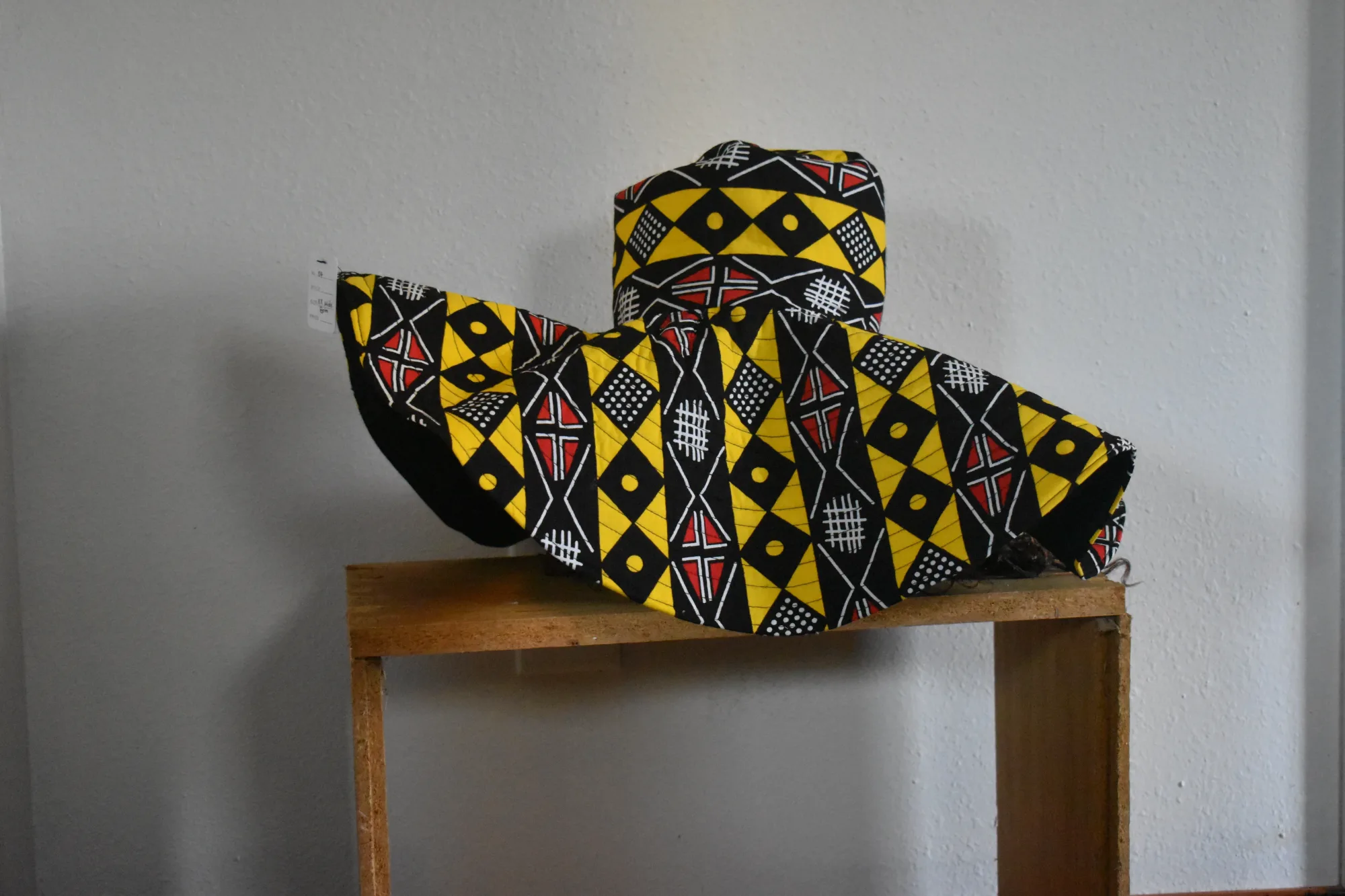 Reversible Wide Brim Diamond Sun Hat XXXL photo 3