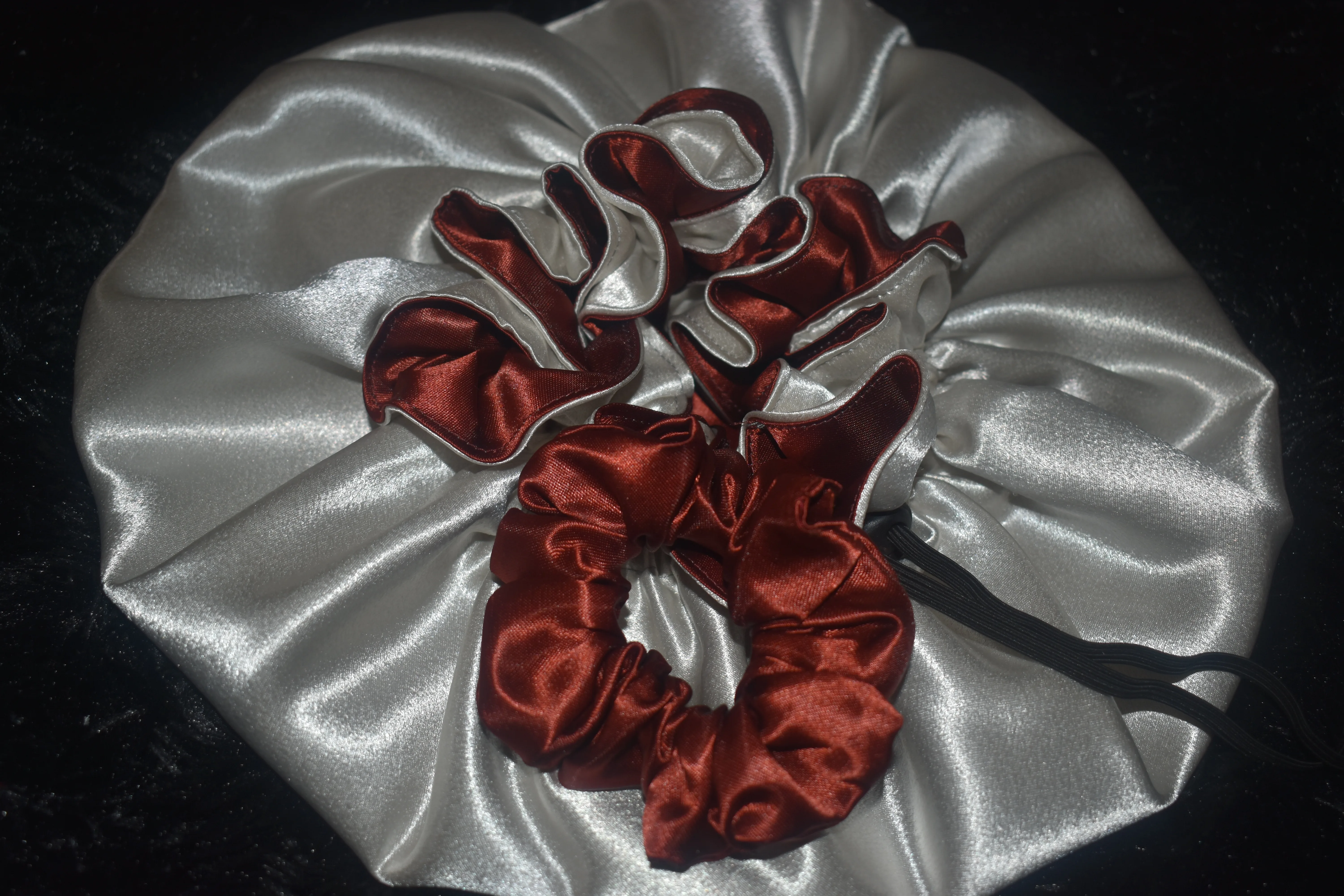 The Dreamscape Luxe Collection-(Crimson Crush Bonnet Set)
